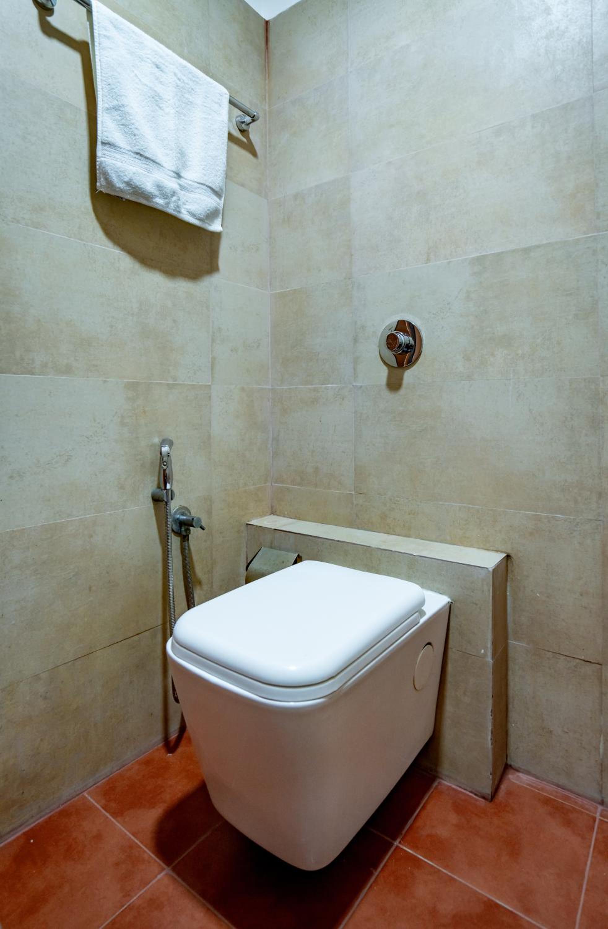 Deluxe Room - Photo 9