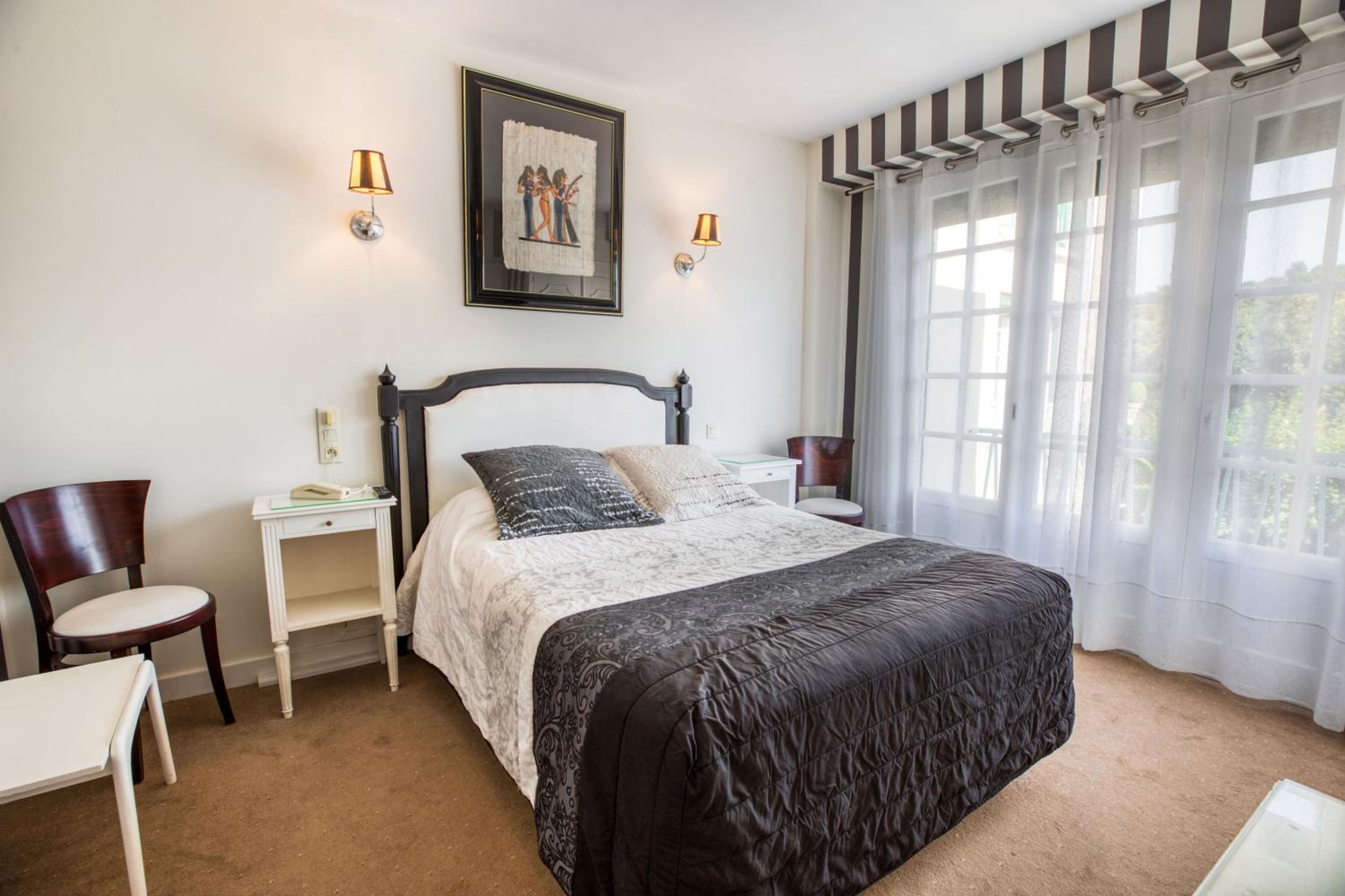 Double Room with Terrace - 1st floor accessible by stairs only - Photo 1