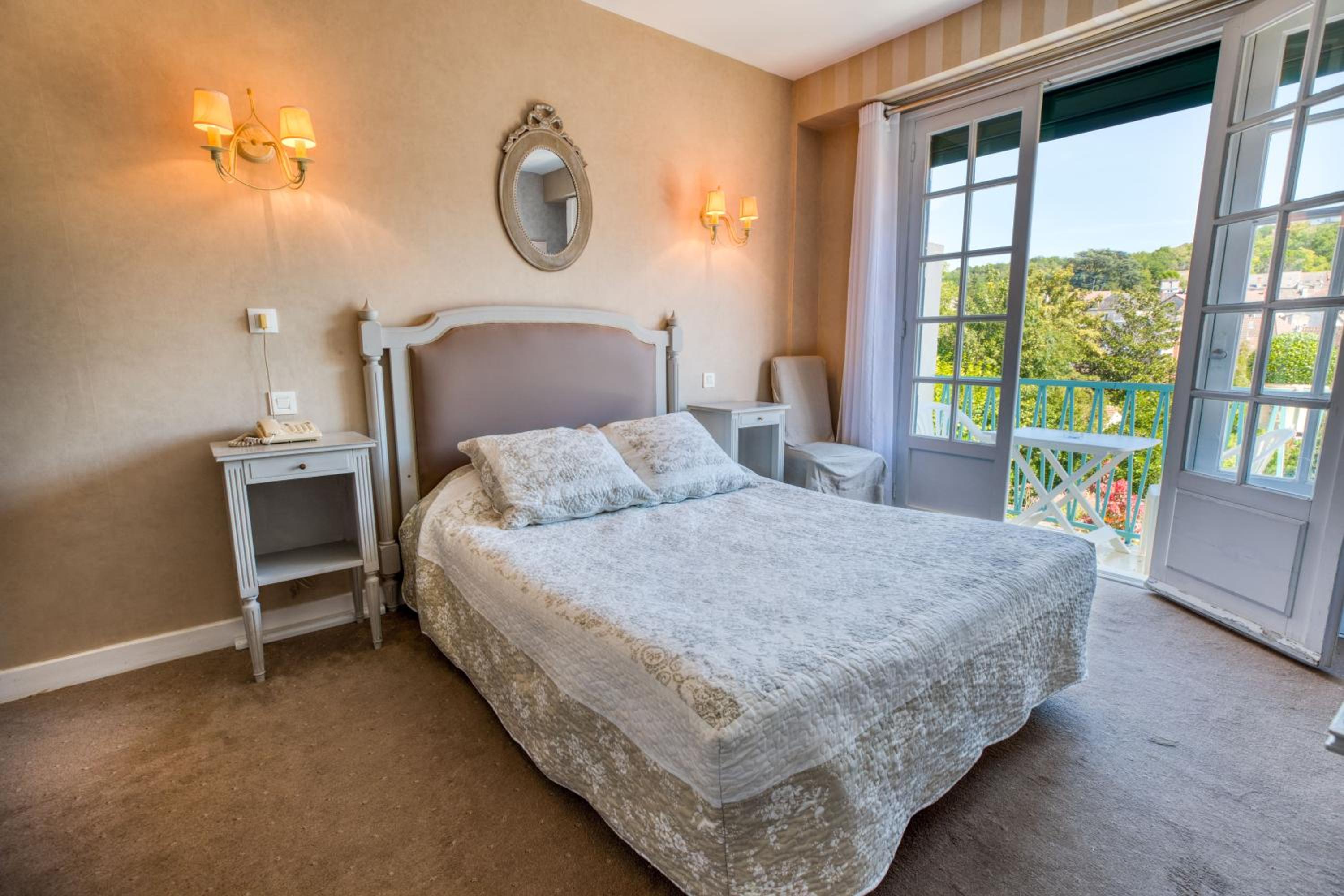 Double Room with Terrace - 1st floor accessible by stairs only - Photo 5