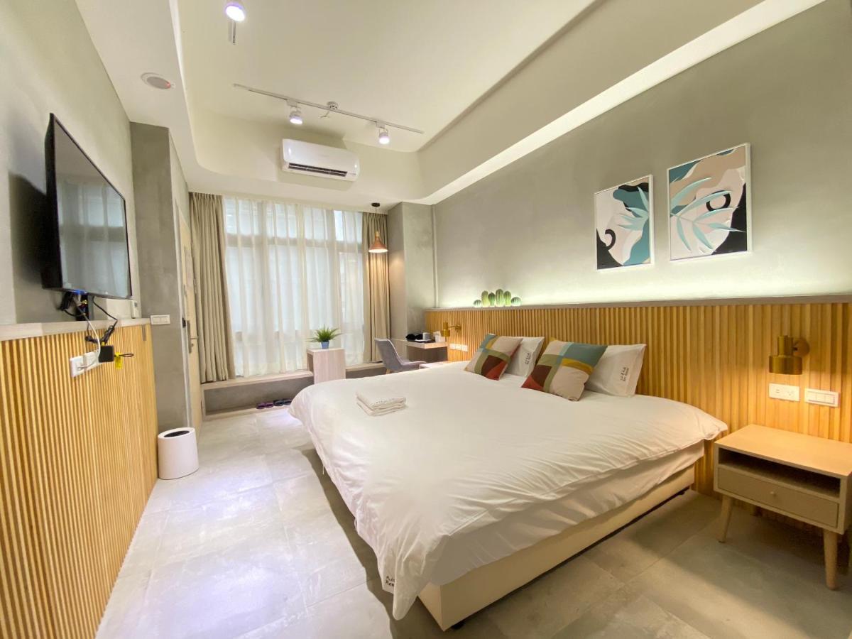 Double Room with Bath photo 3
