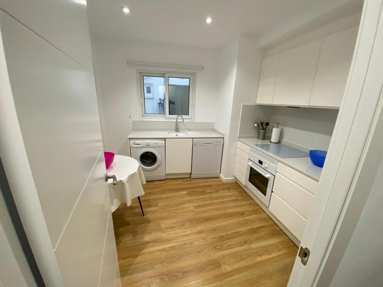 Three-Bedroom Apartment - Photo 4