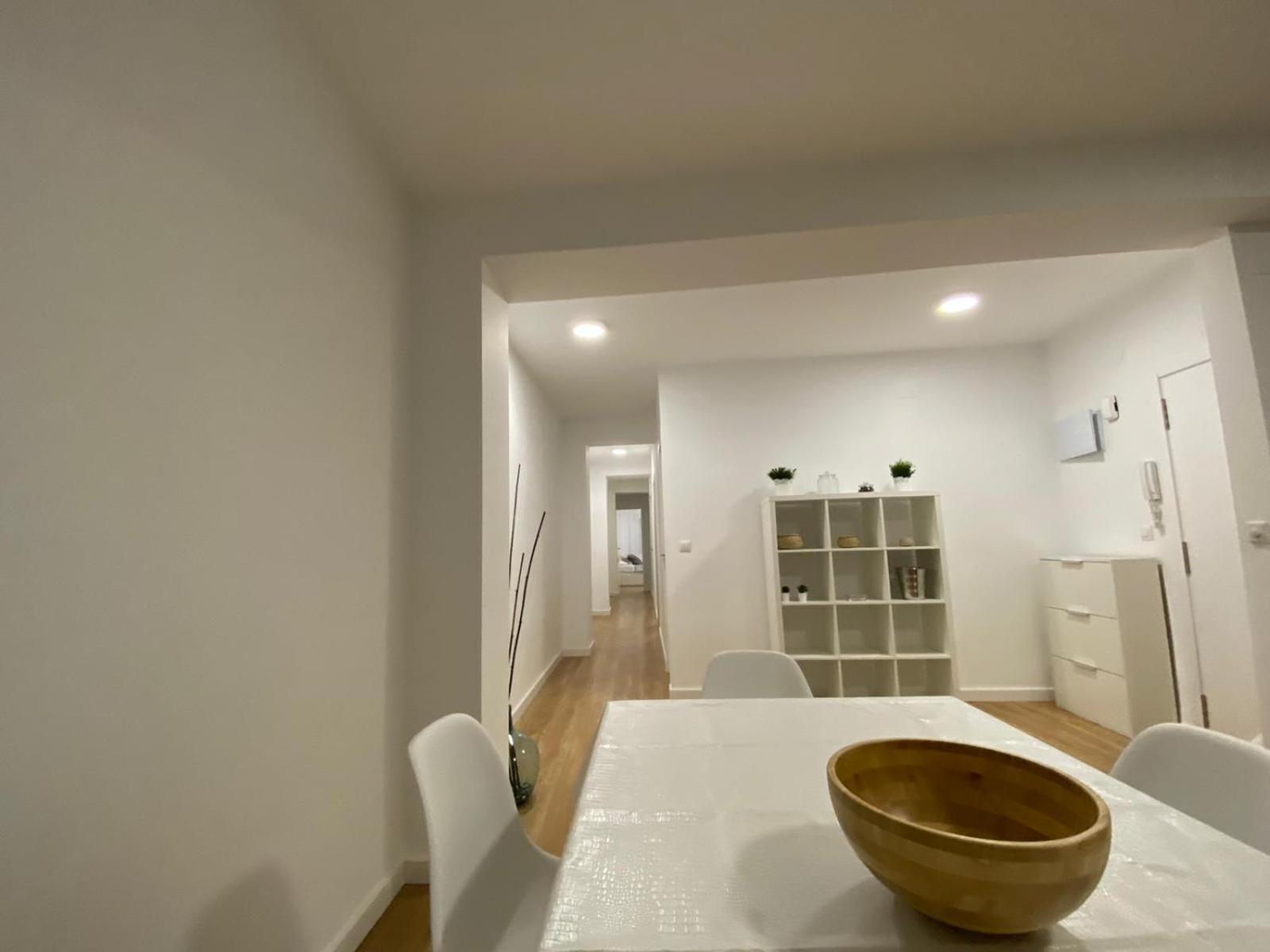 Three-Bedroom Apartment - Photo 21