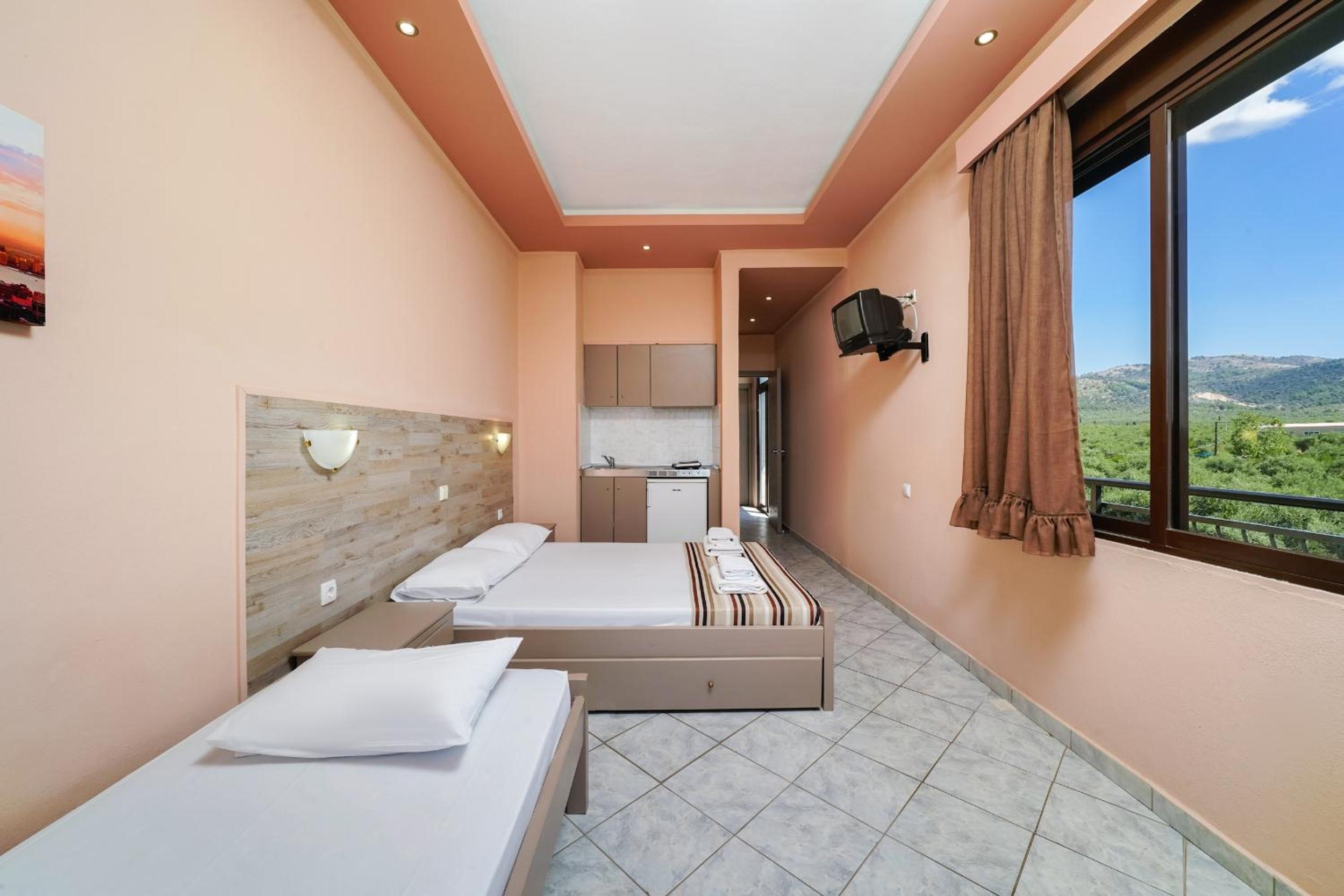 Standard Triple Room photo 1