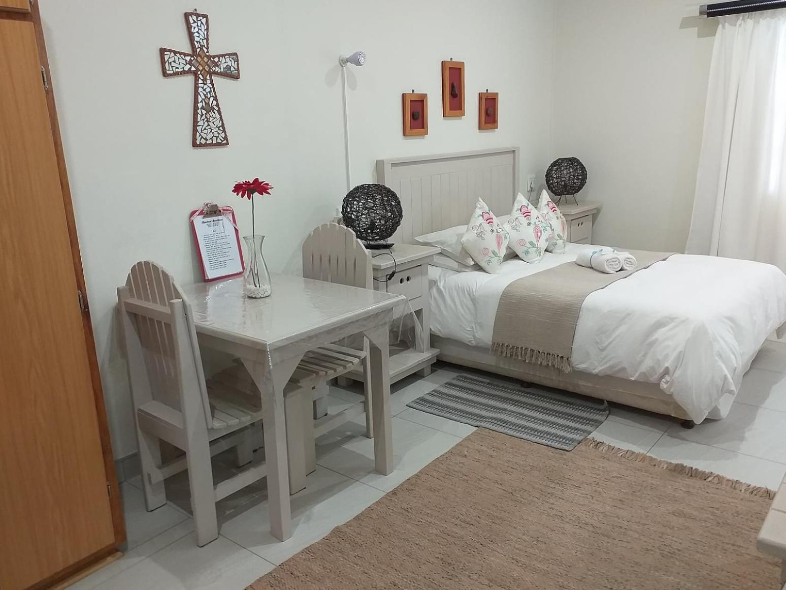 Deluxe Double or Twin Room photo 1