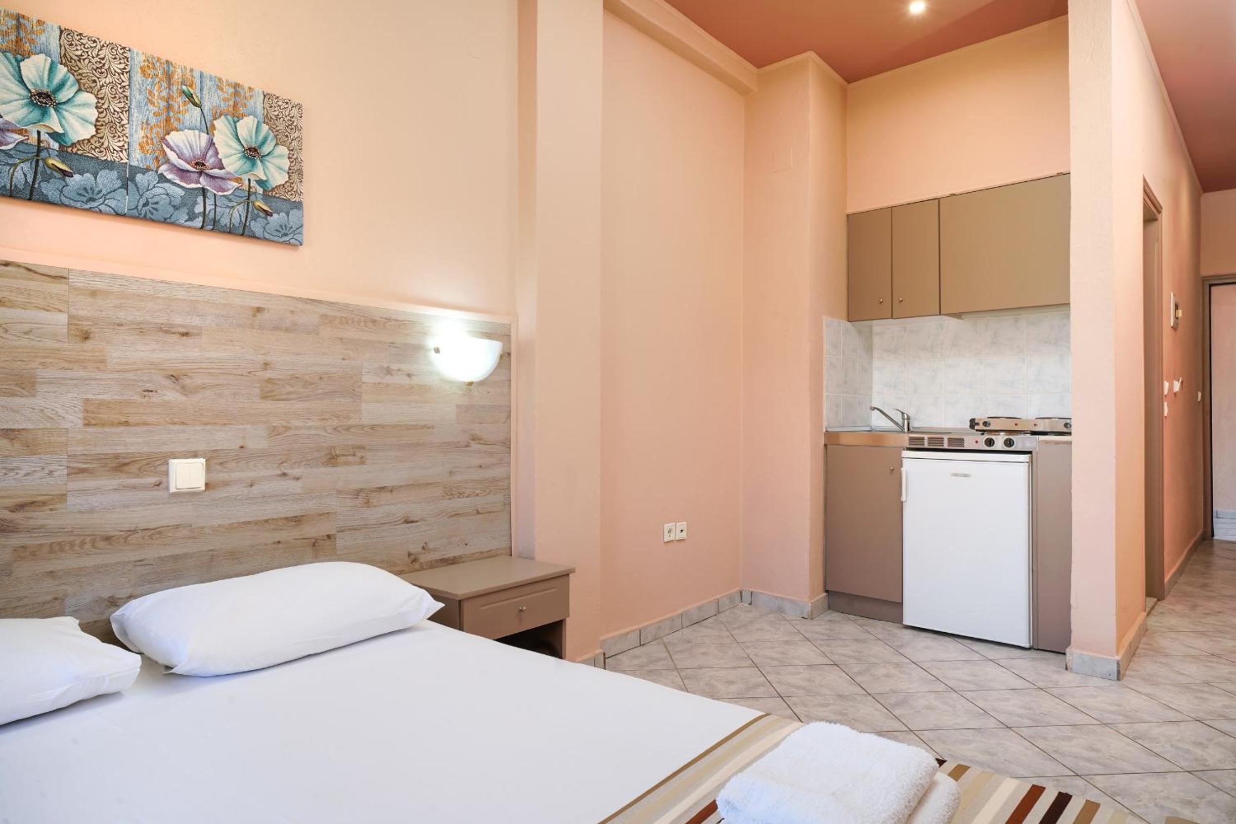 Standard Quadruple Room photo 2
