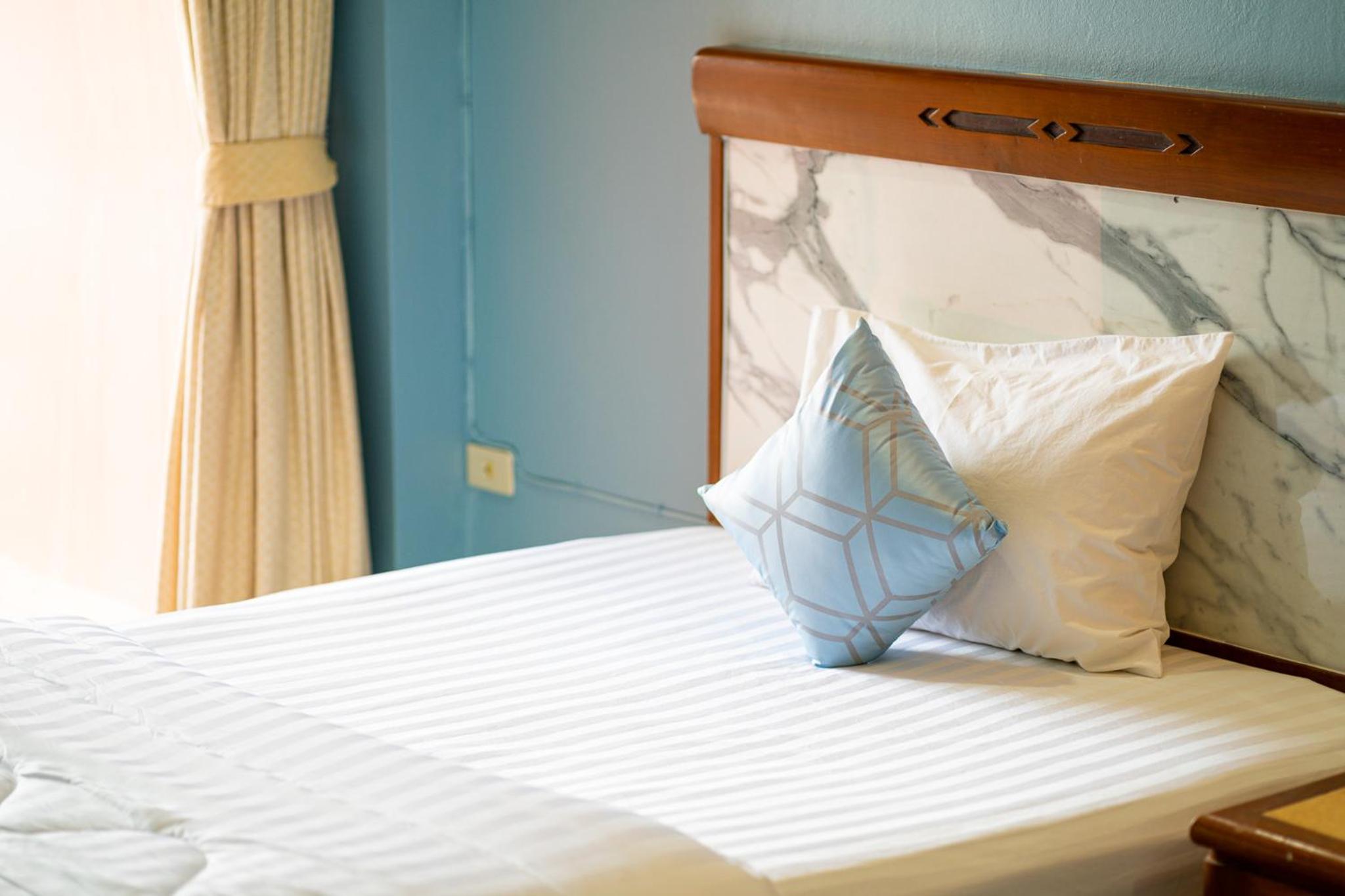 Deluxe Twin Room - Photo 3