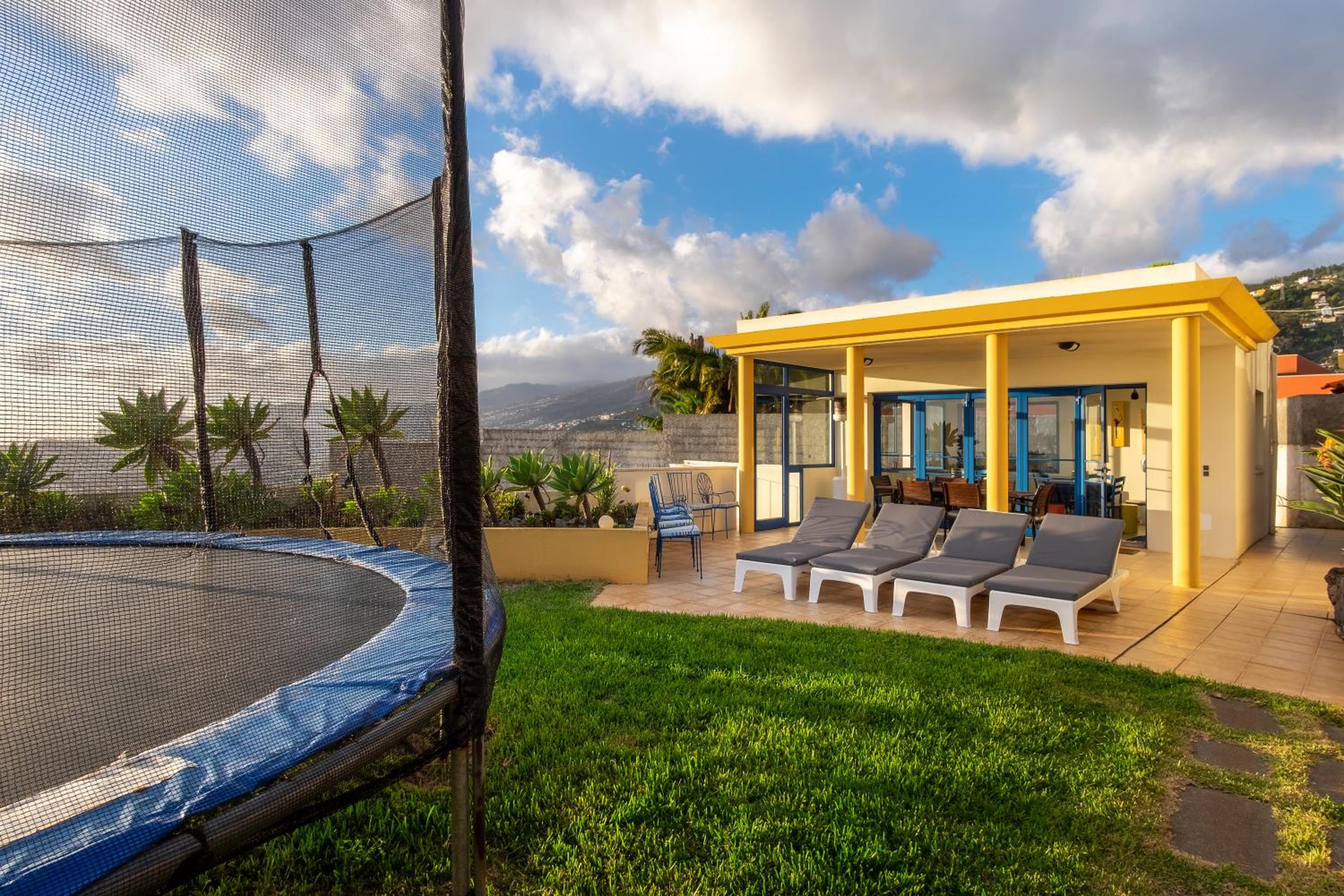 One-Bedroom House - Photo 10