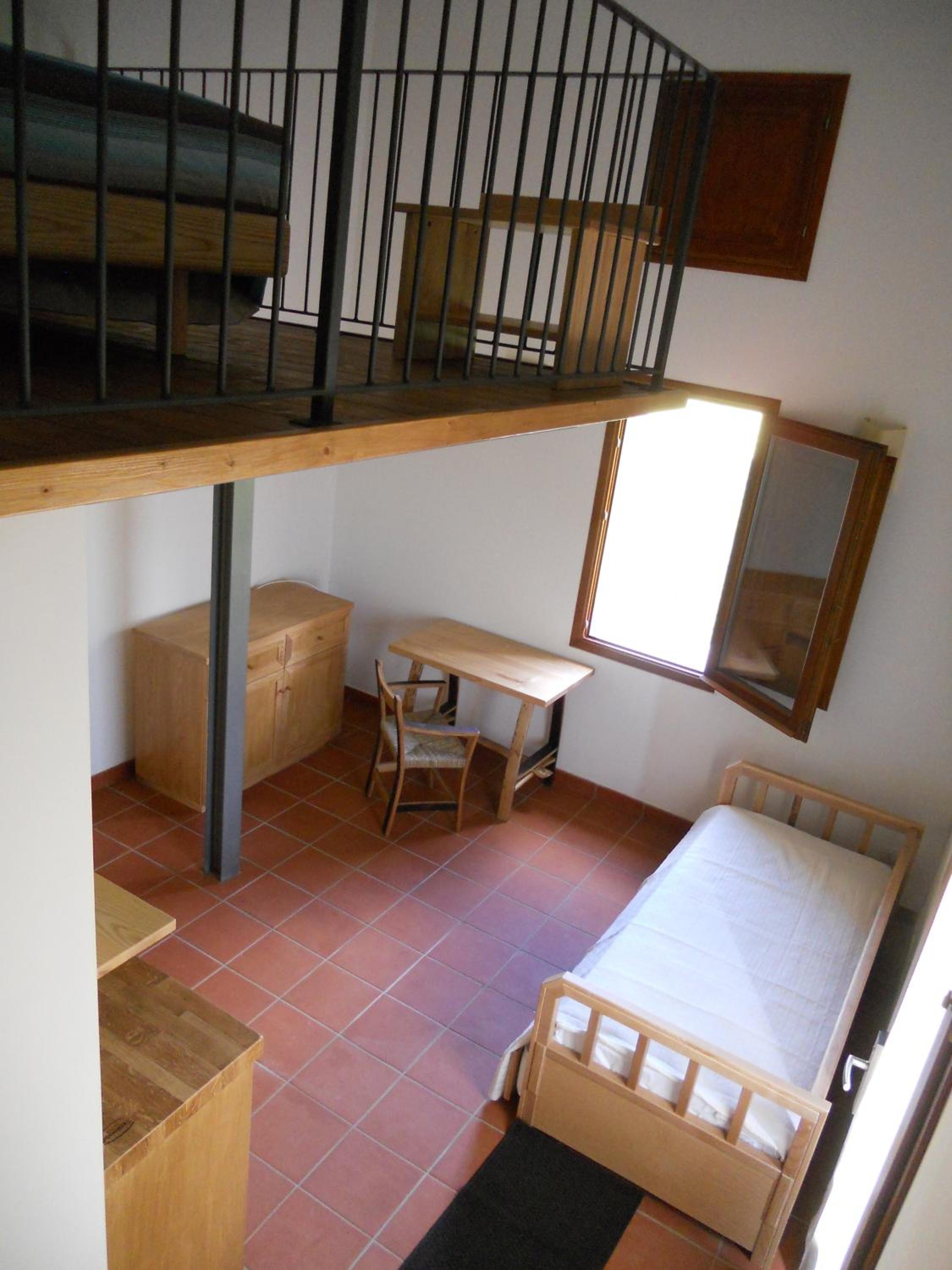 Maisonette photo 1