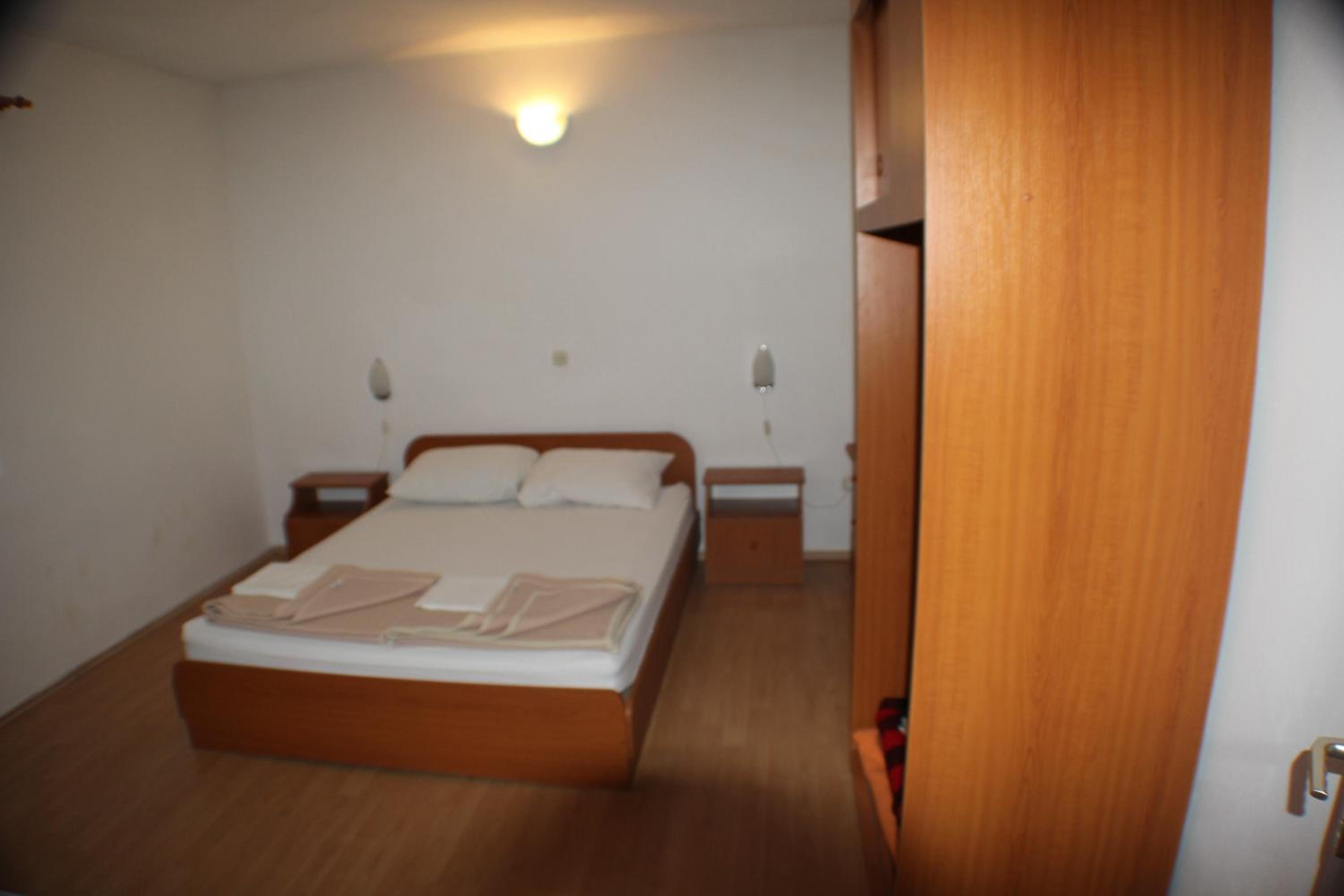One-Bedroom Apartment with Balcony (3 Adults) photo 1