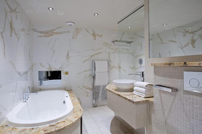 Junior Suite - Photo 7