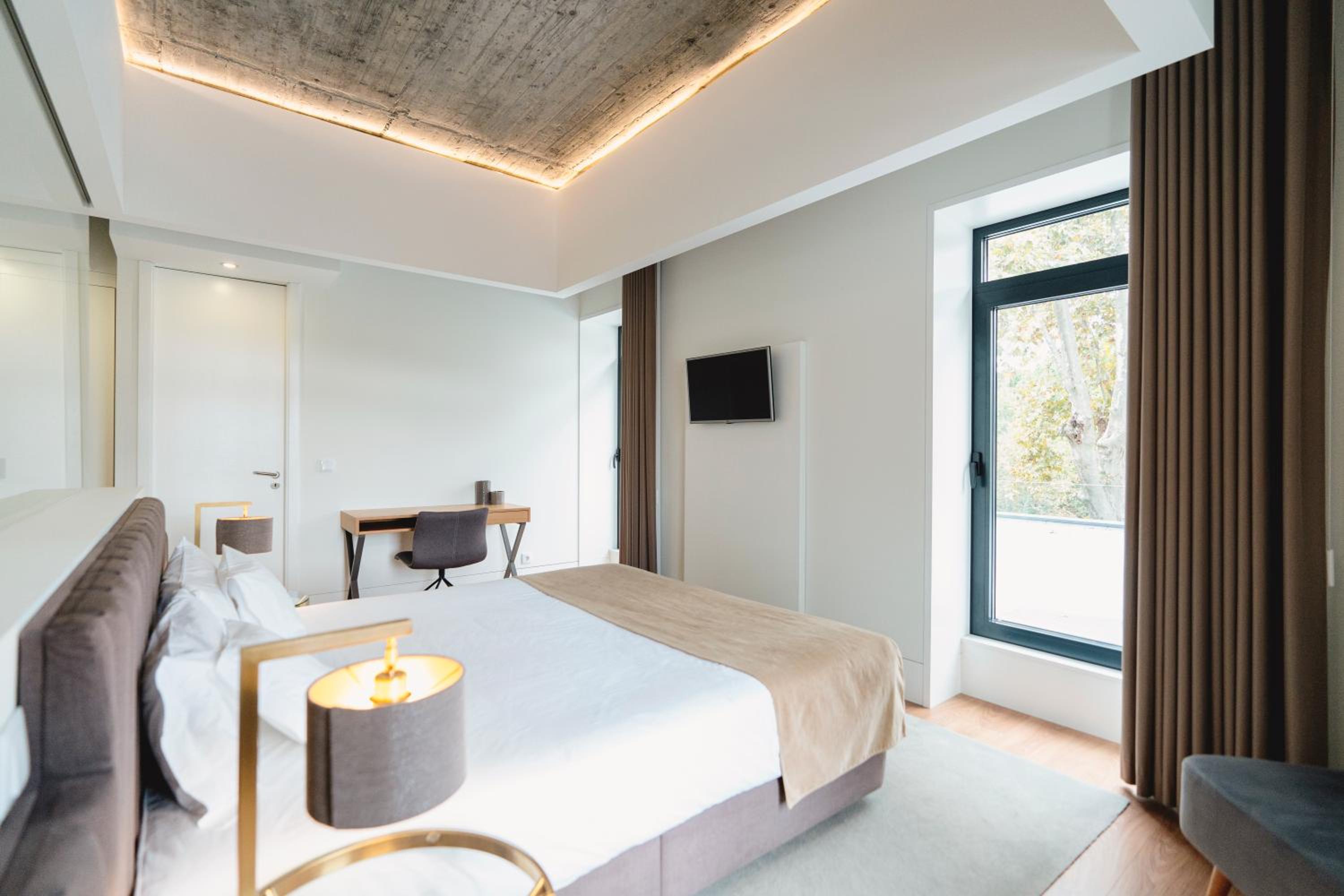 Deluxe Triple Room photo 2
