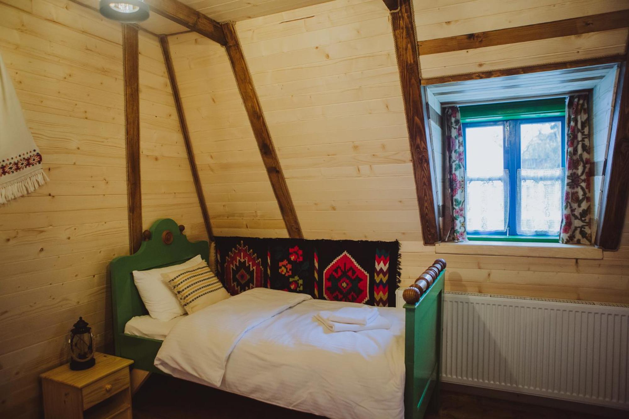 Two-Bedroom Chalet - Photo 37