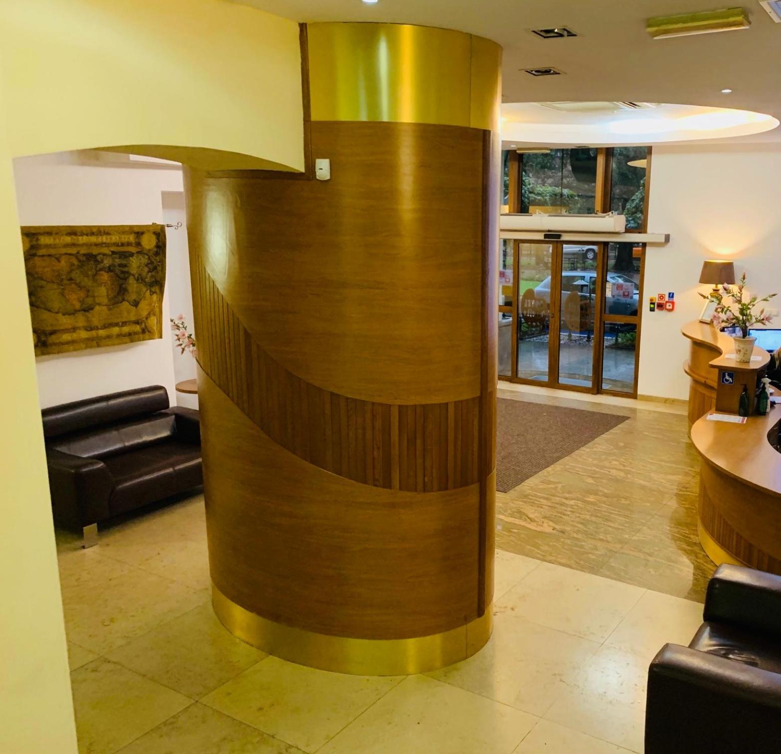 Double or Twin Room - Photo 18