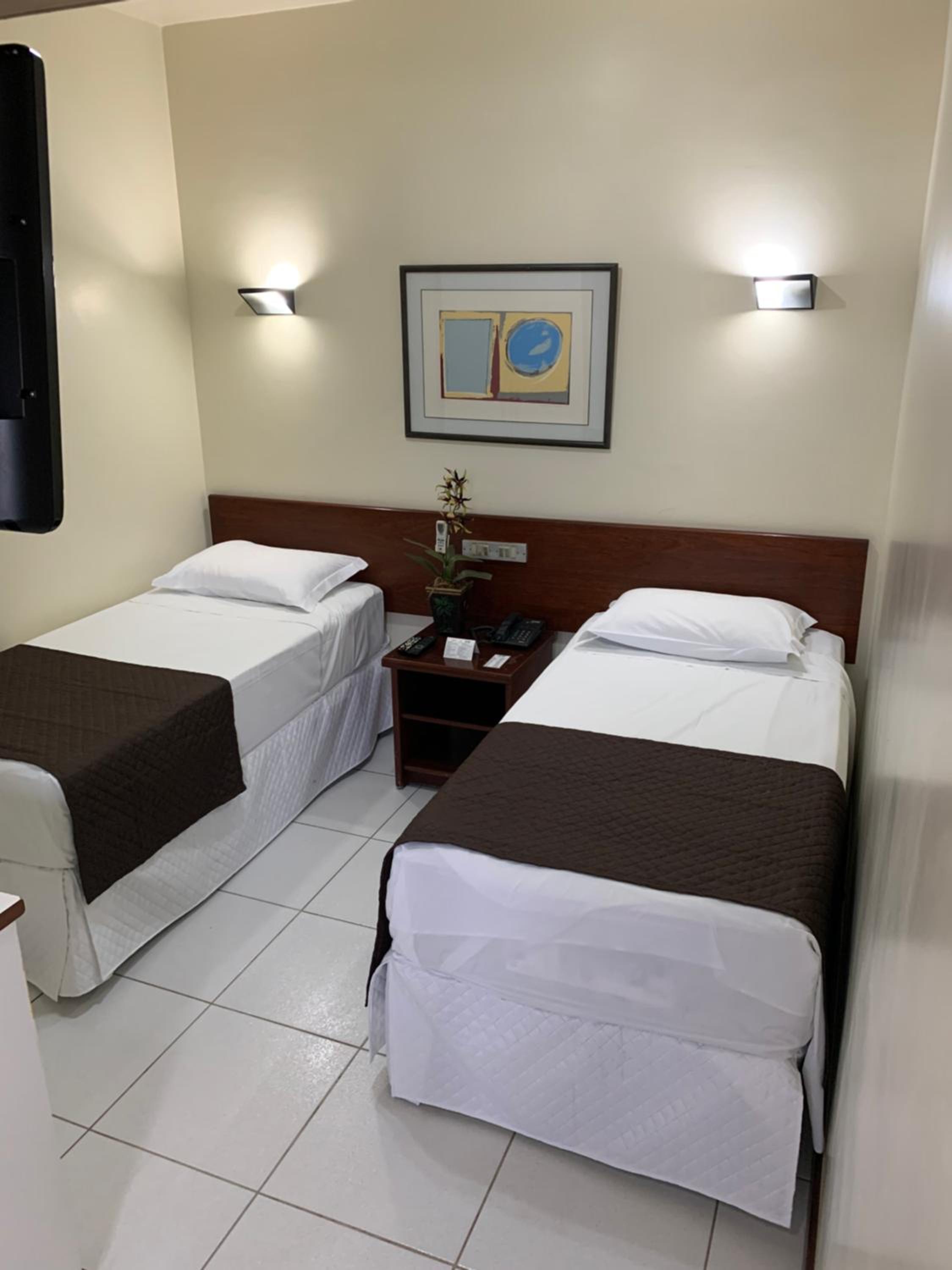 Deluxe Twin Room - Photo 15