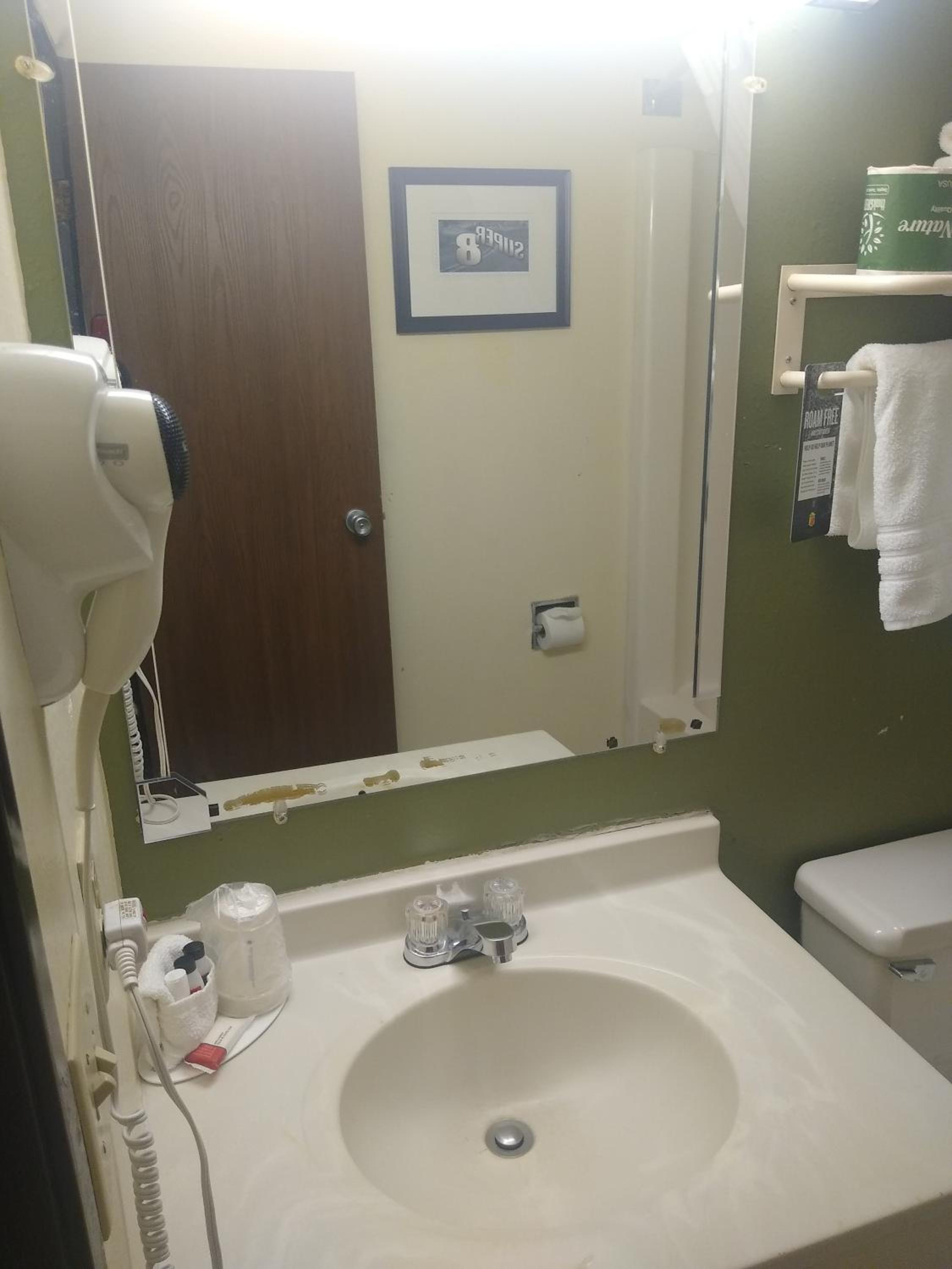 Room with Two Double Beds - Non-Smoking - Photo 2
