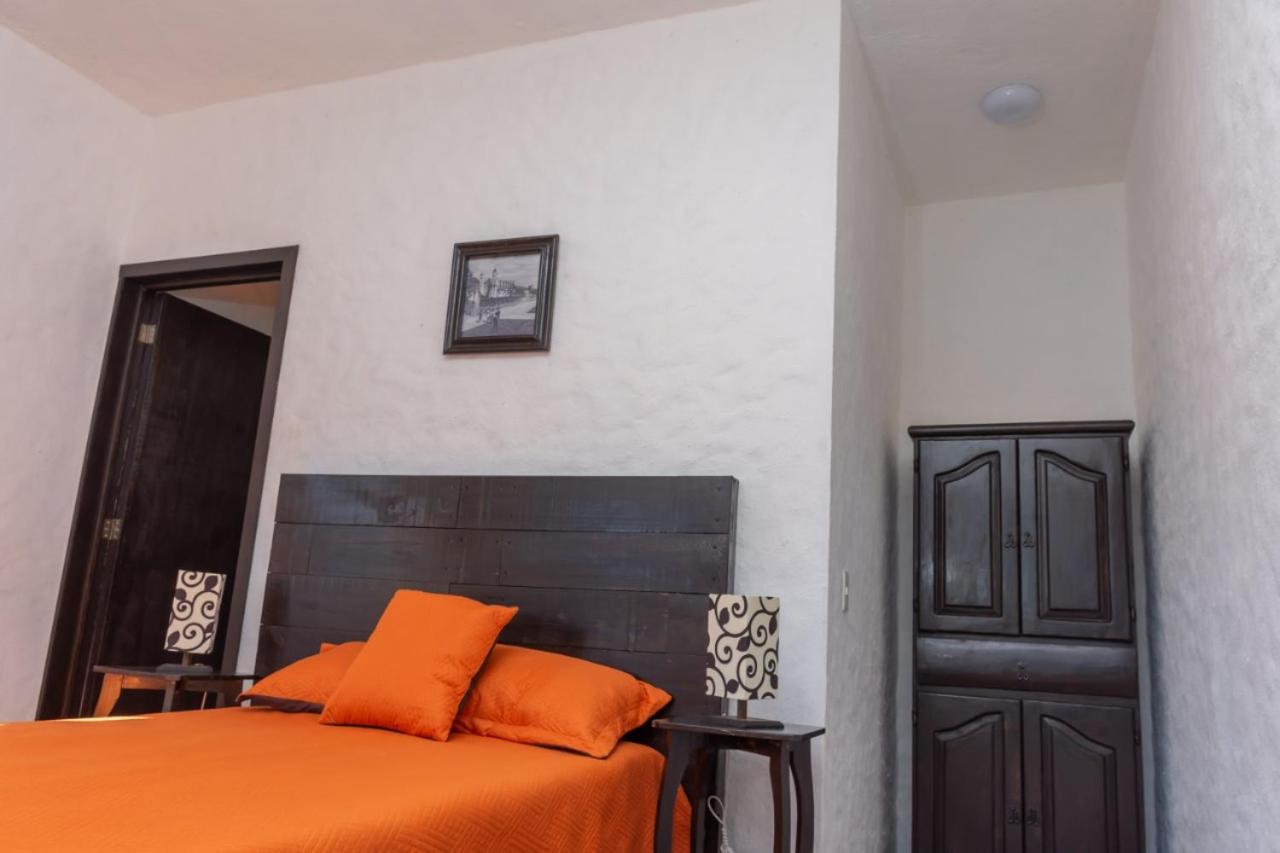 Double Room - Photo 3