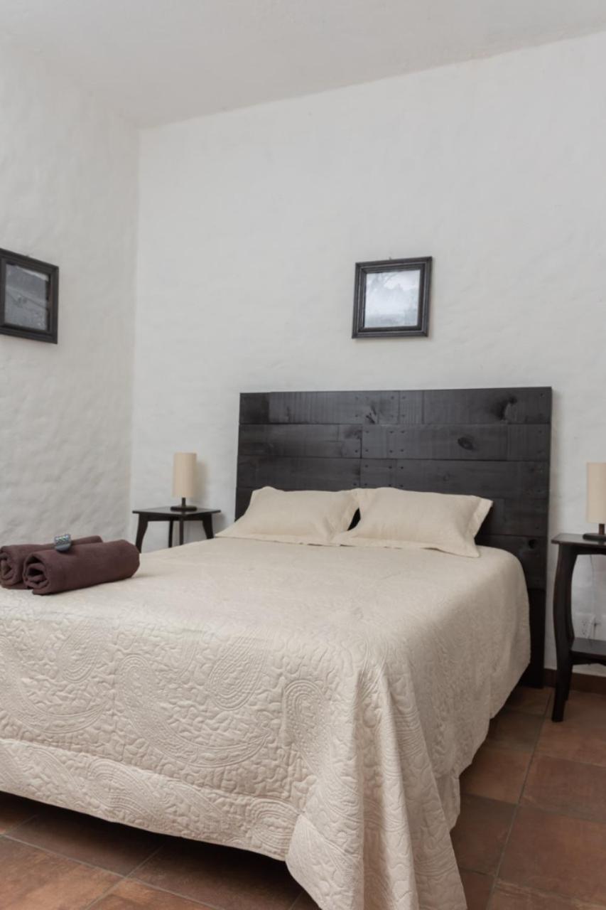 Double Room with Garden View - Photo 7