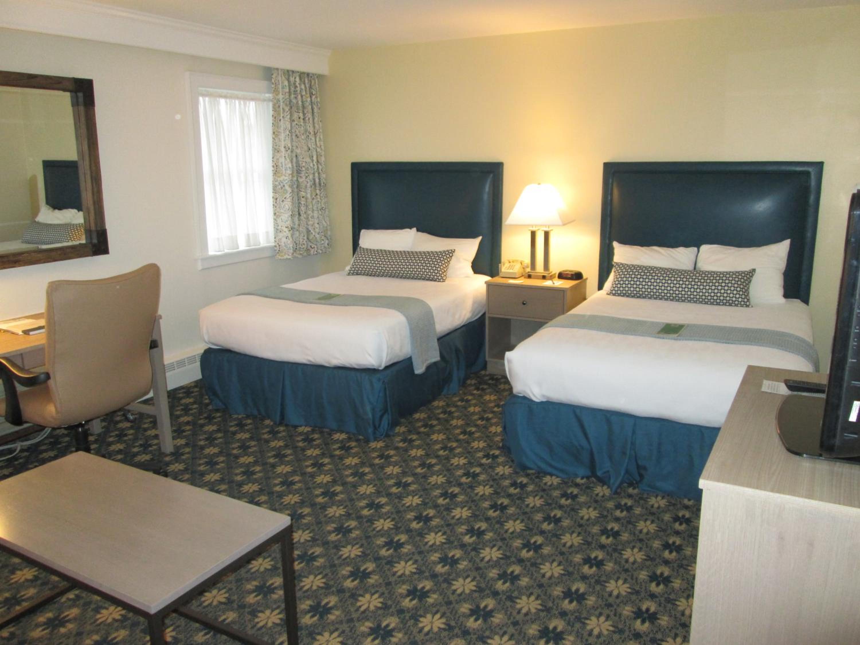 Deluxe Annex with Two Double Beds - Photo 4