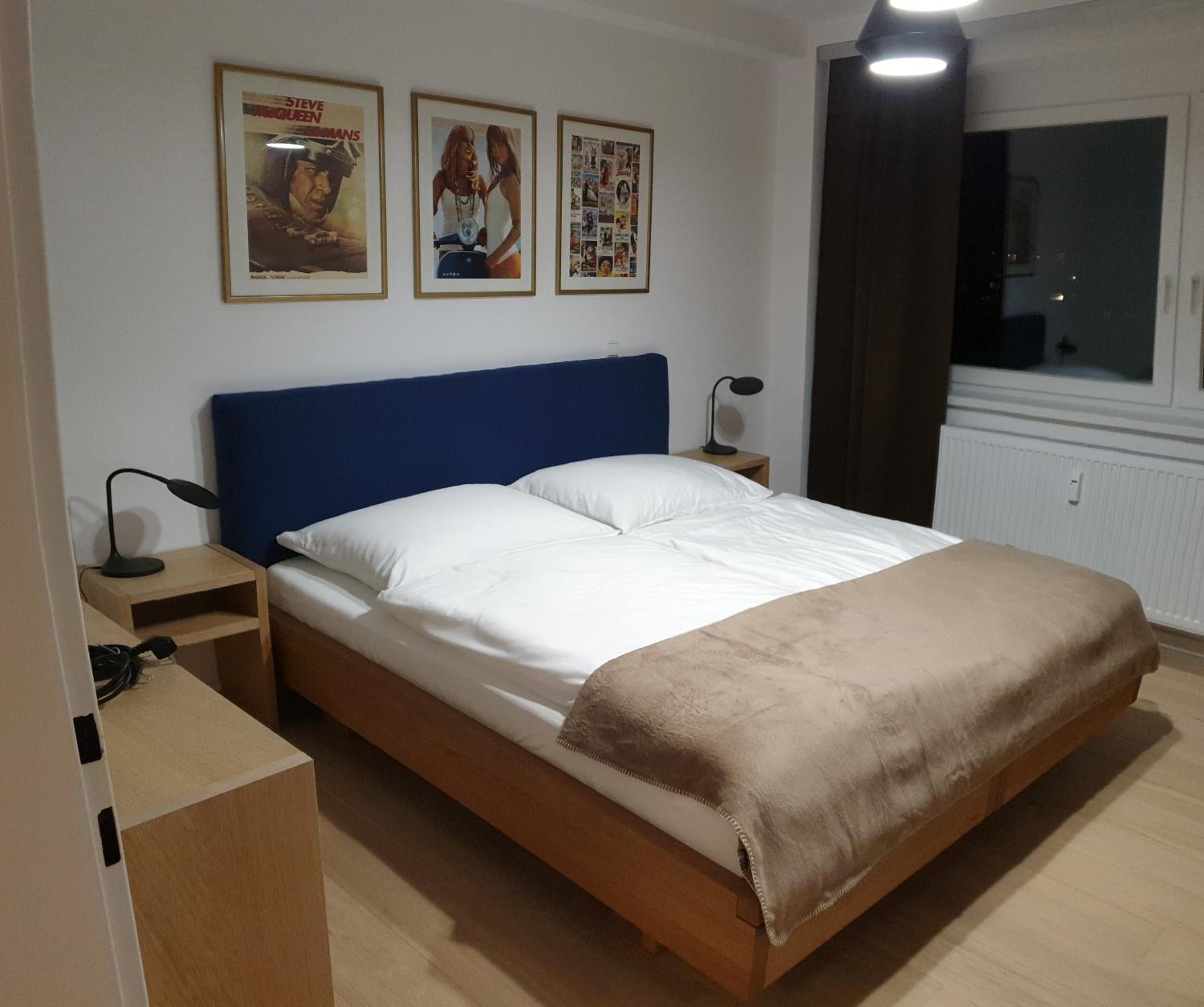 One-Bedroom Apartment photo 1