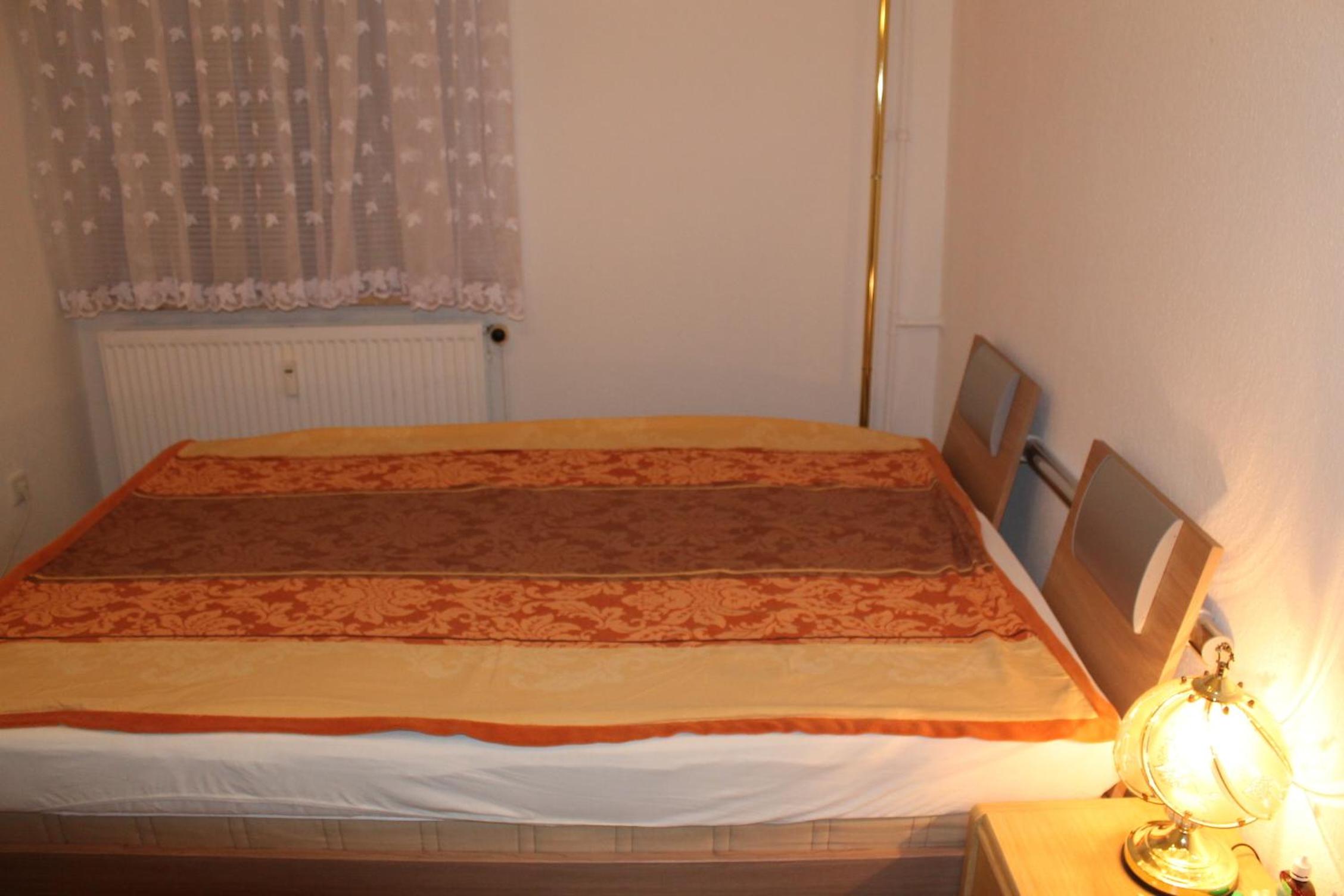 Two-Bedroom Apartment - near exhibition center, 30880 Laatzen
