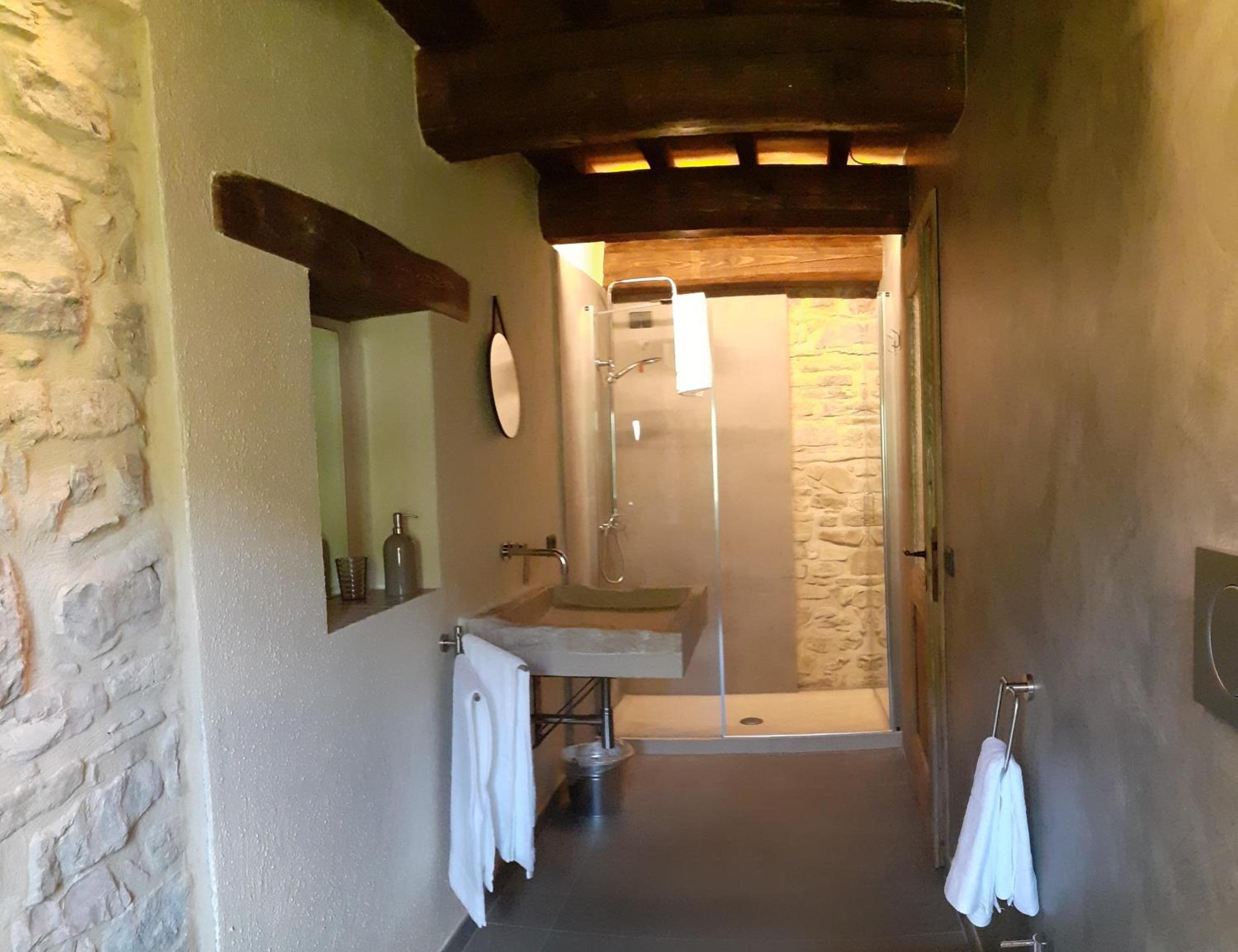 Deluxe Double Room - Photo 7