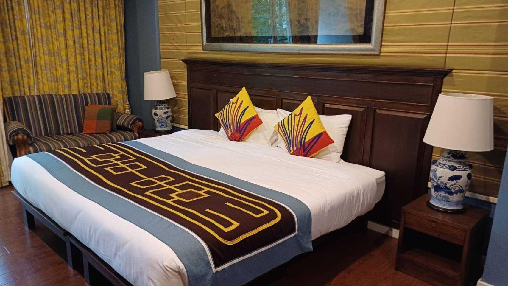 Deluxe King Room photo 1