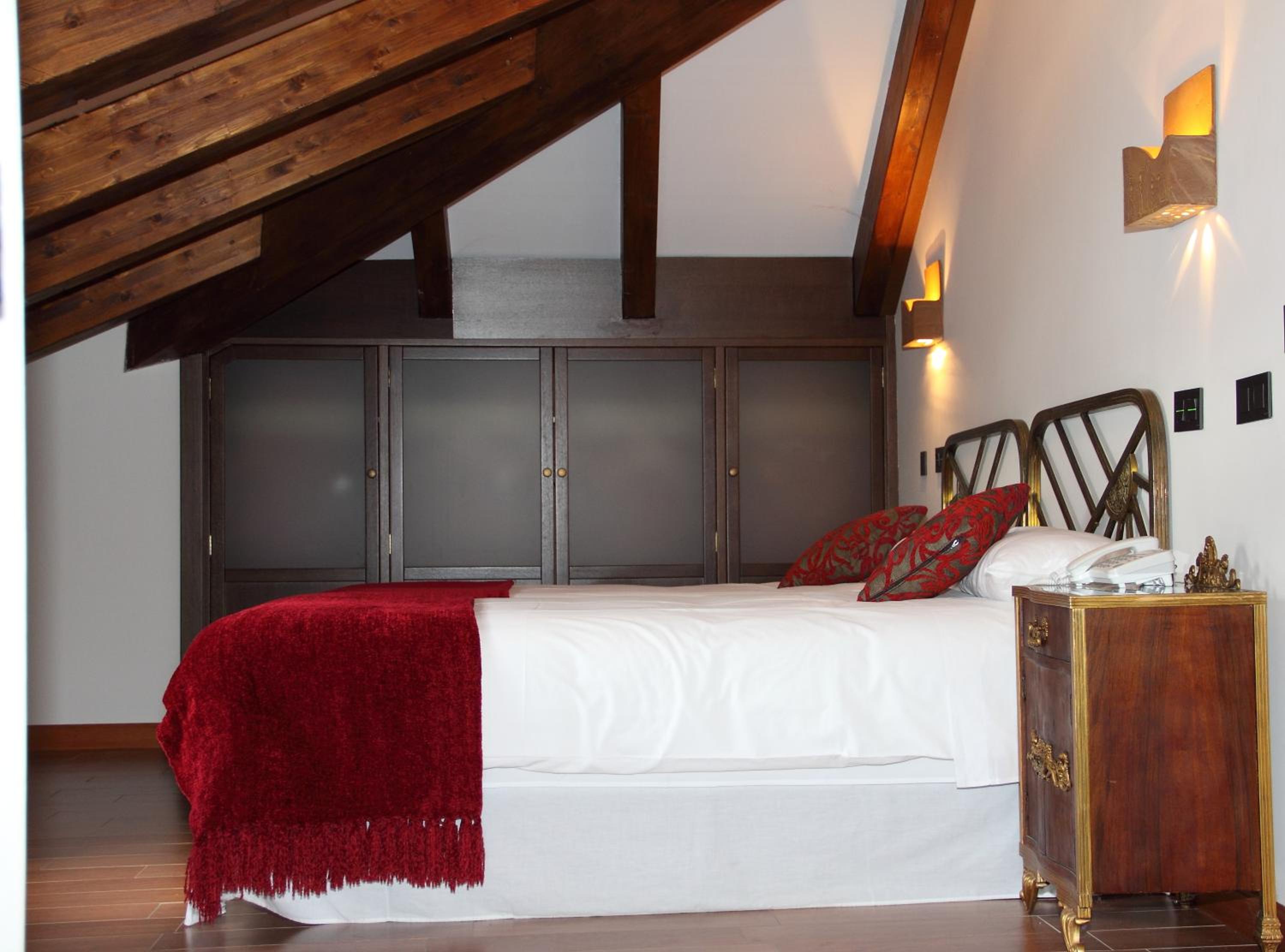 Superior Twin Room photo 3