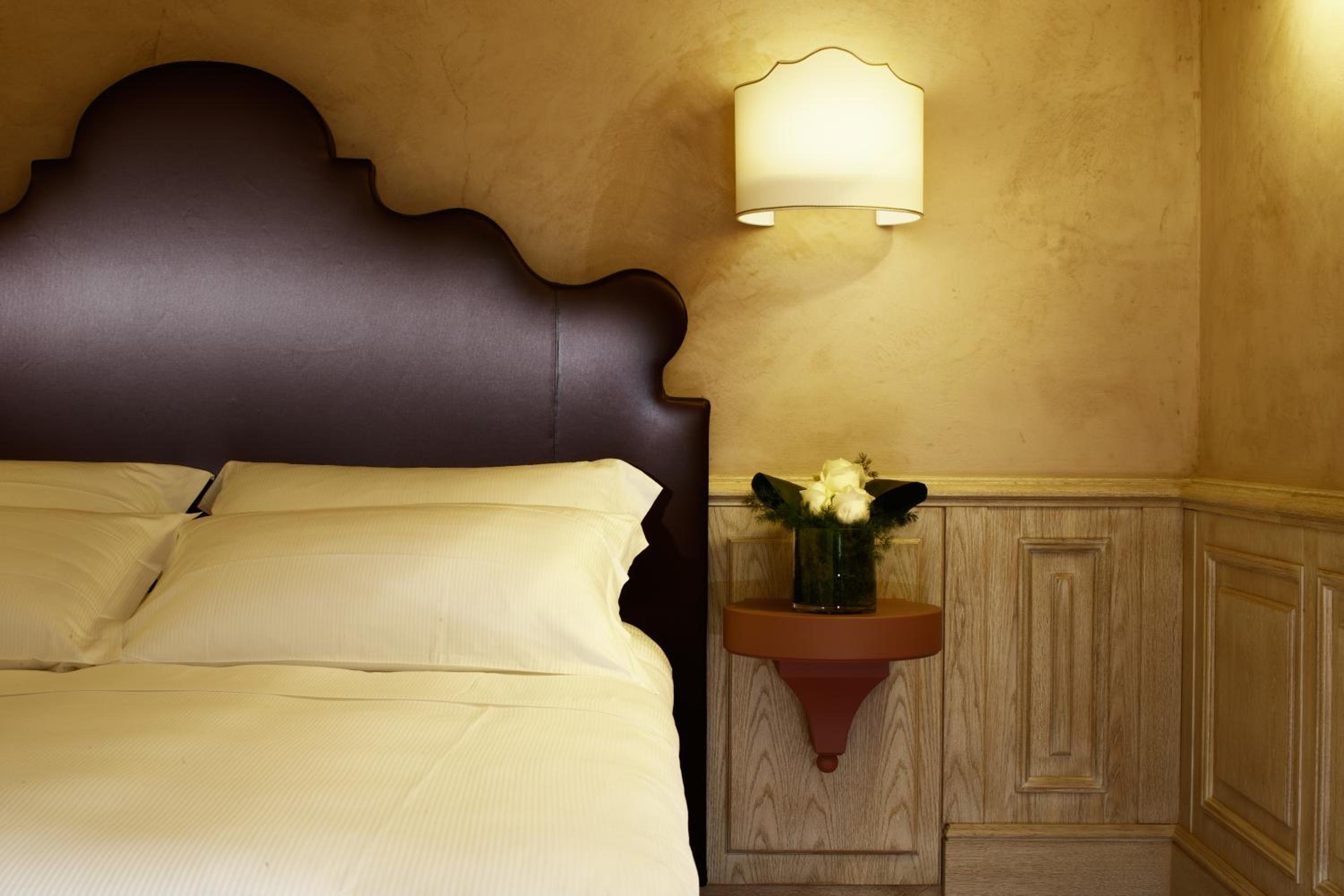 Deluxe Double Room with Sea View - Photo 8