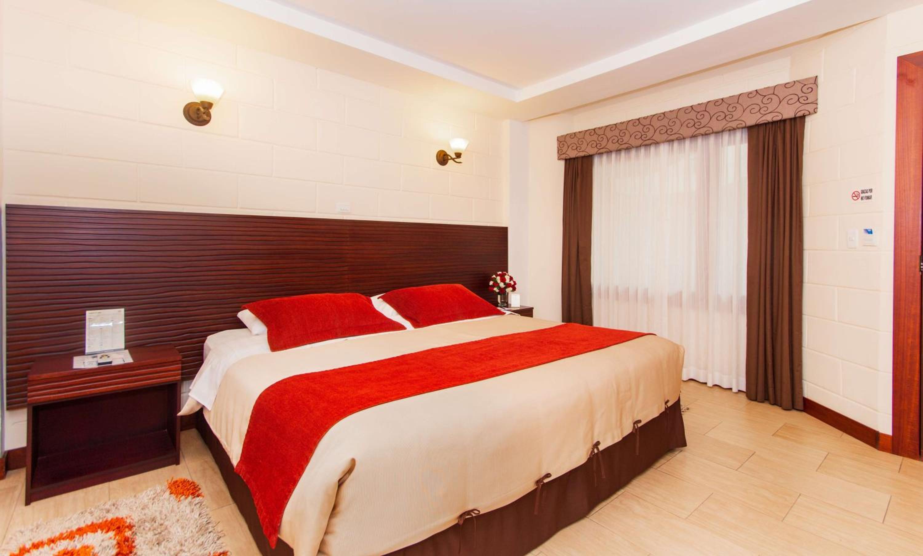 Premium King Room - Non-Smoking photo 2