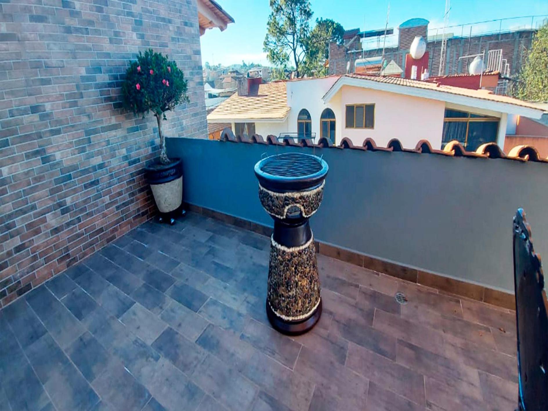 Superior King Suite - Photo 9