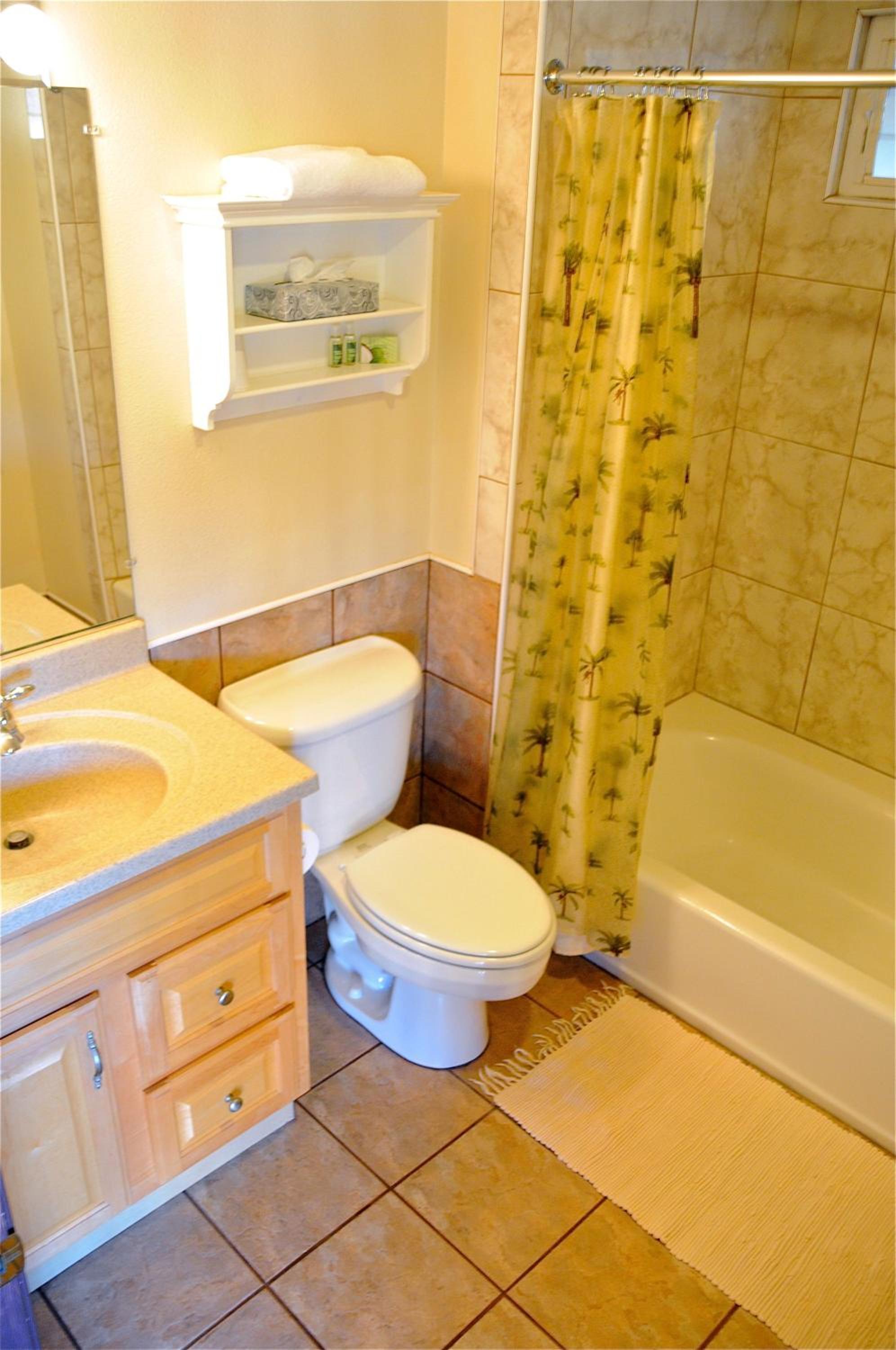 Standard Double Room with Two Double Beds photo 2