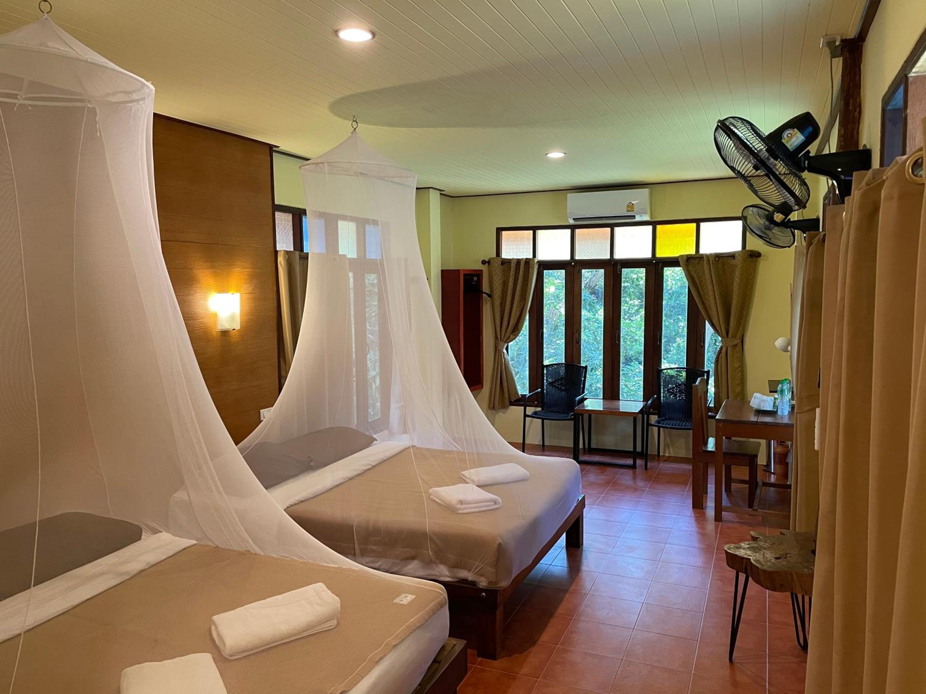Deluxe Queen Room with Two Queen Beds