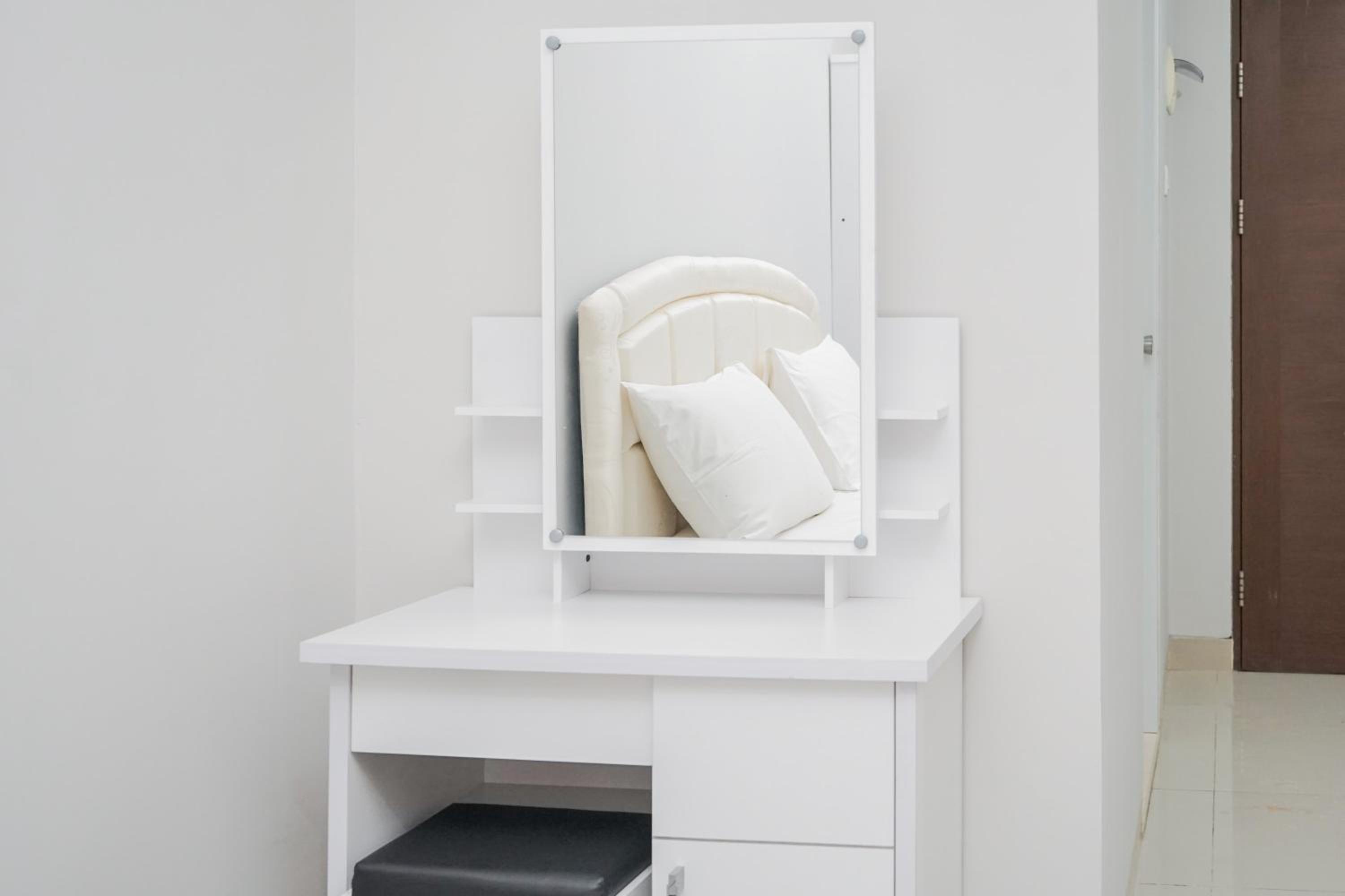Studio Apartment - Photo 4