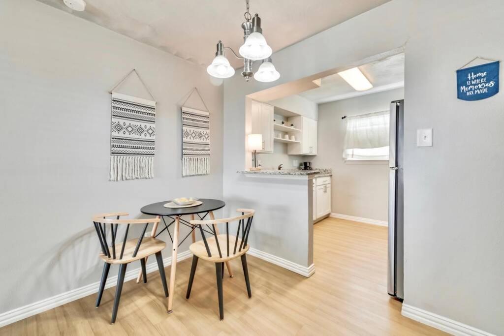 Two-Bedroom Apartment - Photo 8
