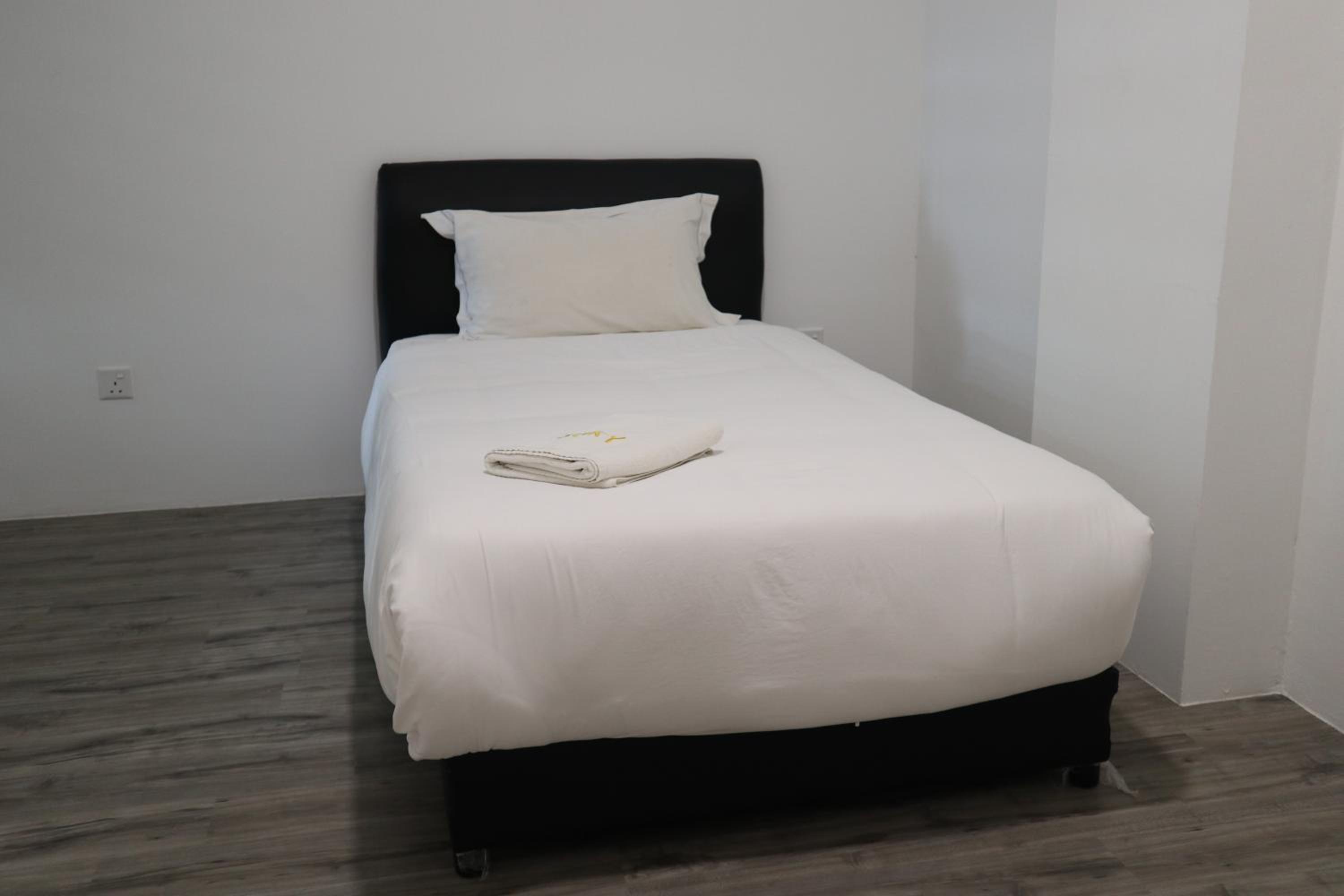Three-Bedroom Apartment - Photo 14