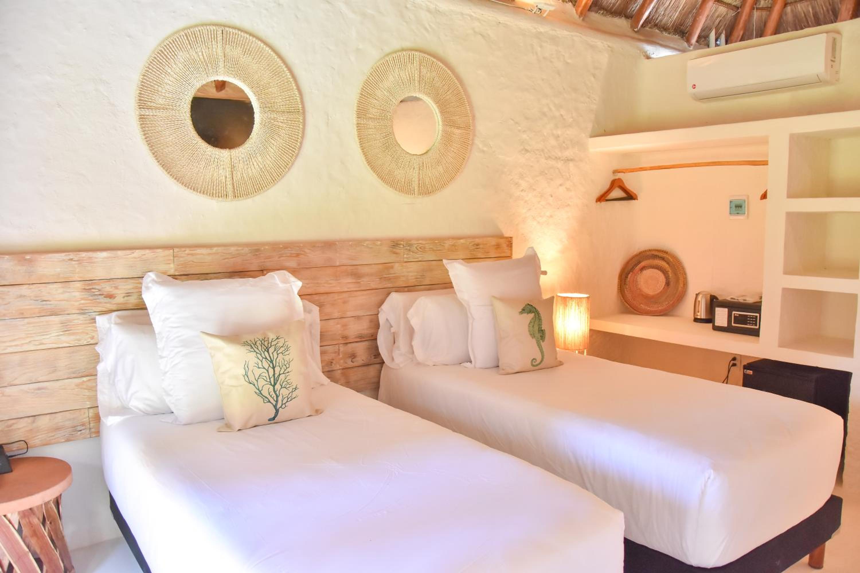Double Room with Two Twin Beds - Photo 1