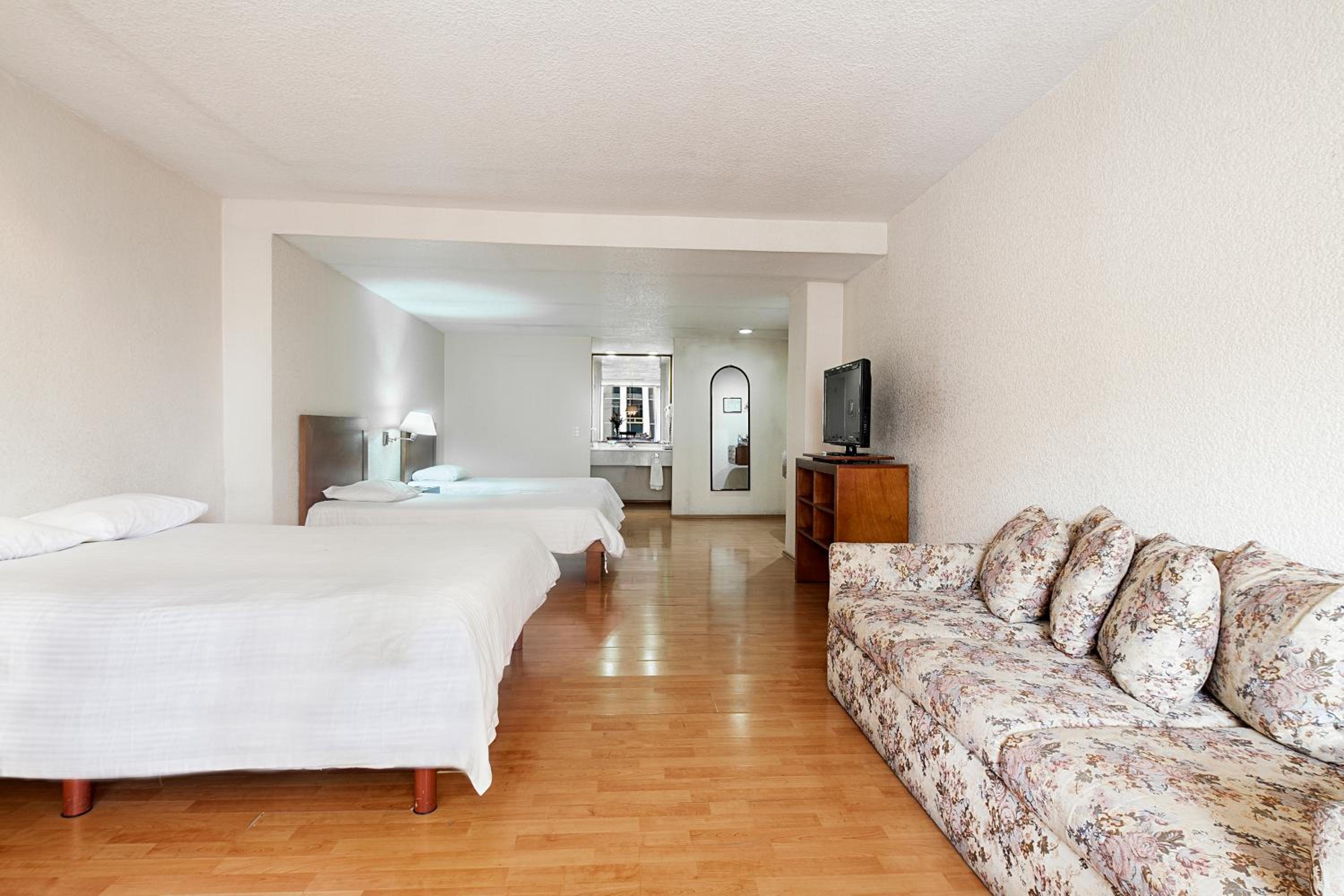 Triple Room photo 1