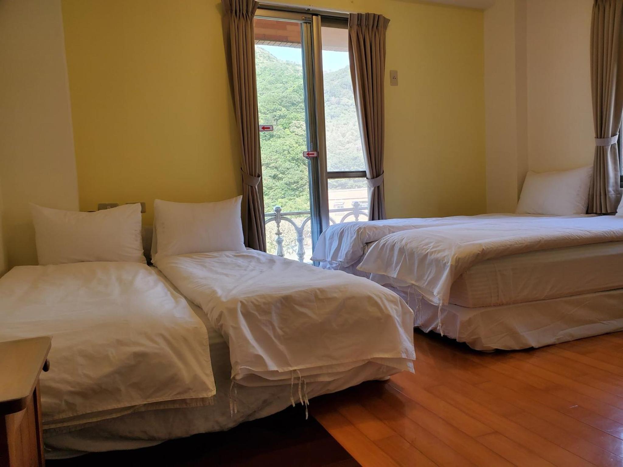 Quadruple Room photo 1