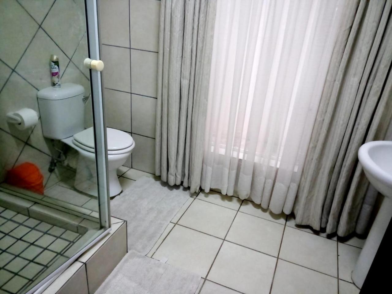 Standard Triple Room photo 3