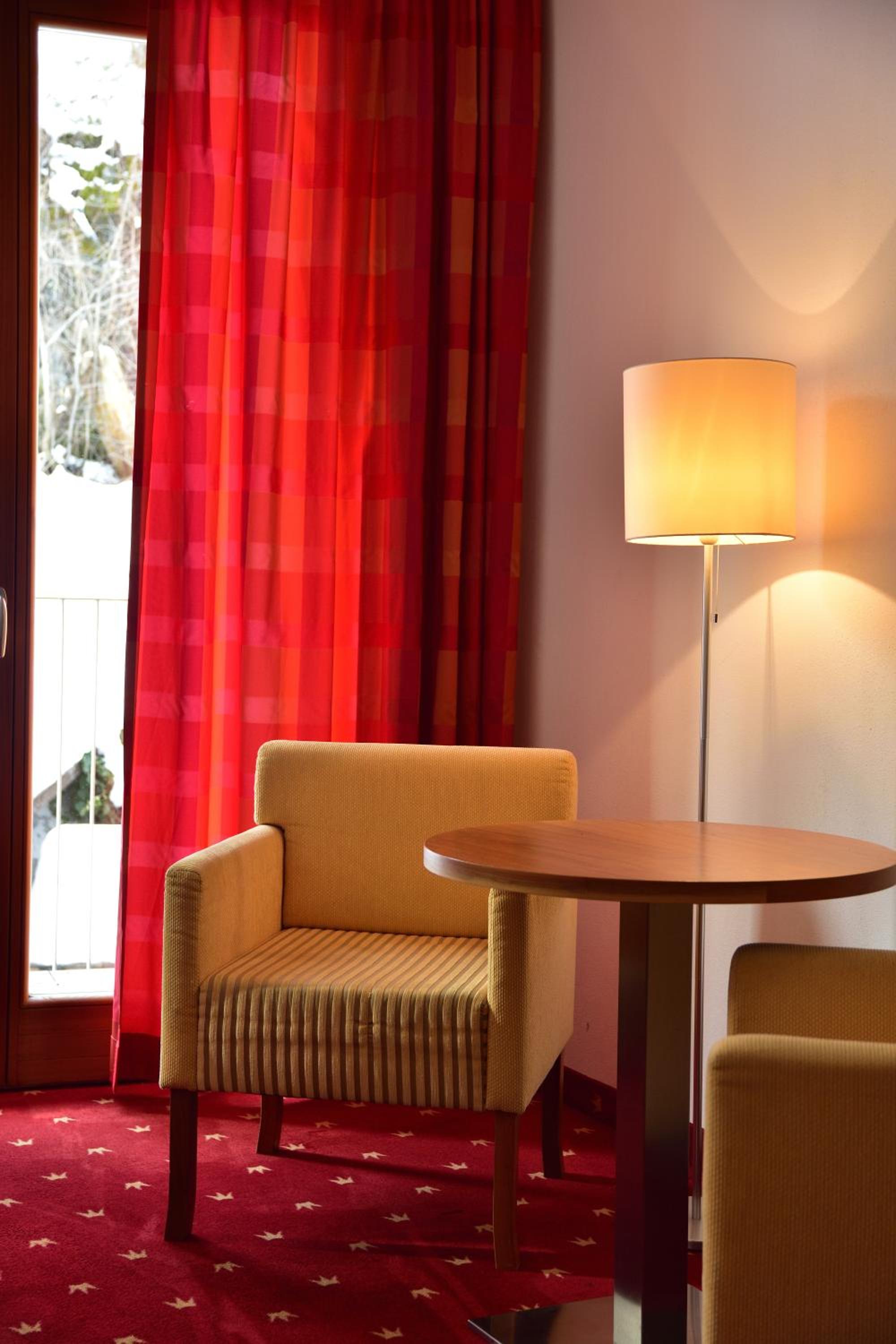 Triple Room (2 Adults + 1 Child) - Photo 3