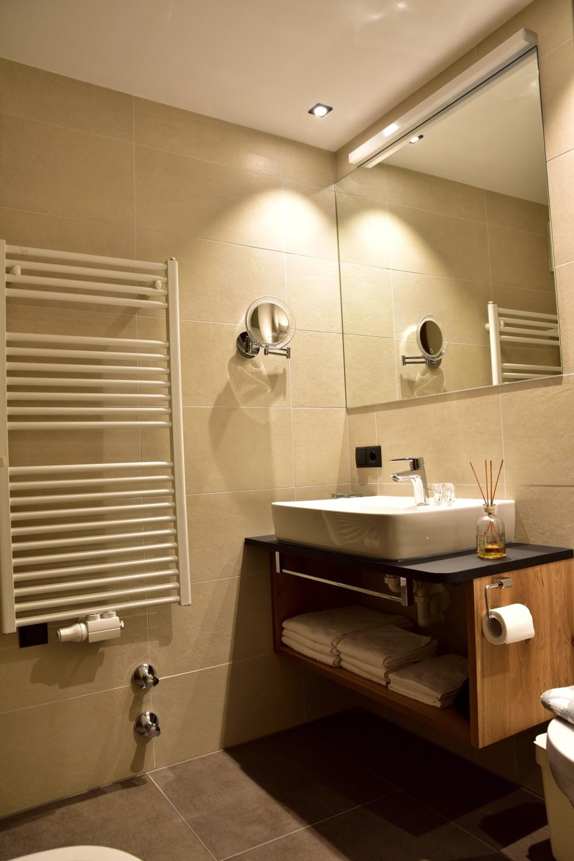 Standard Double Room - Photo 6