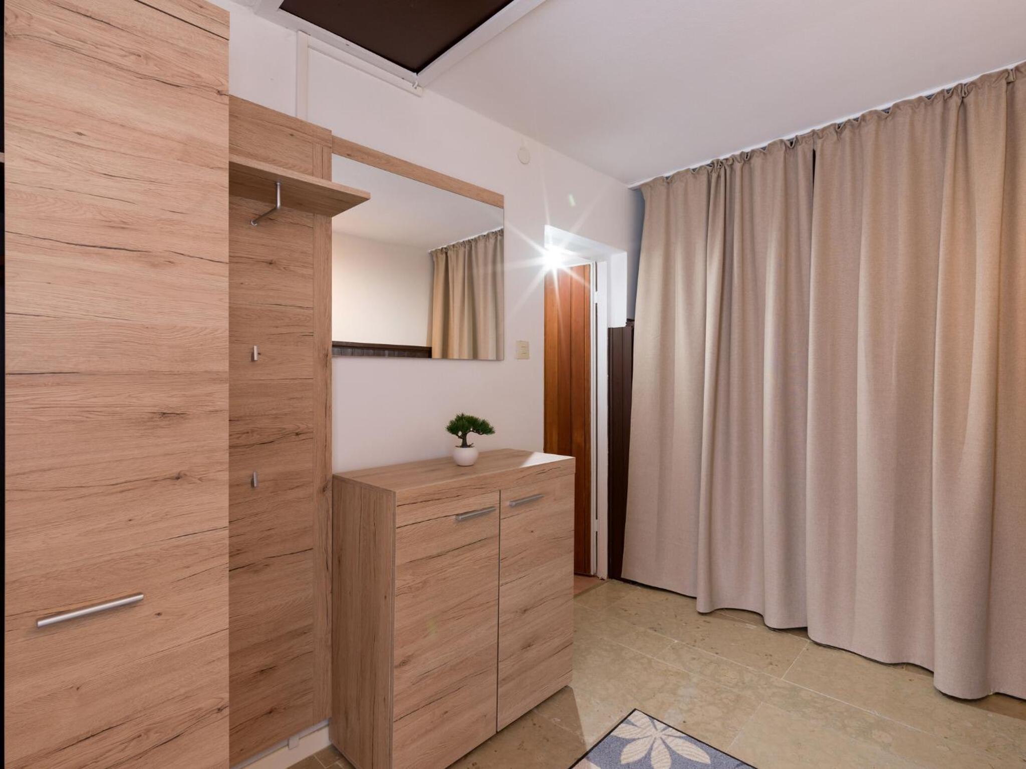 One-Bedroom House photo 3