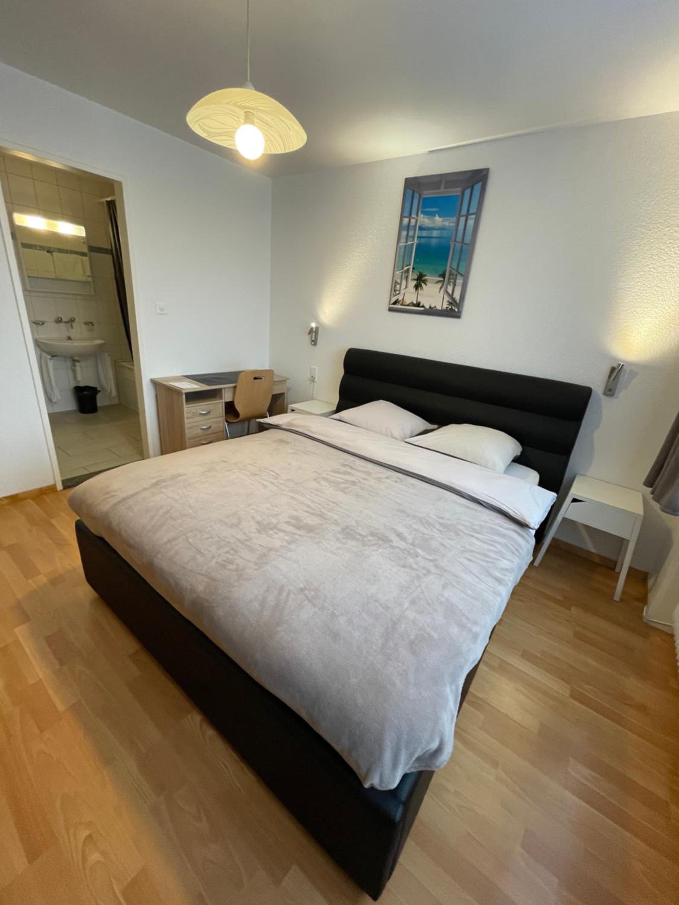 Double or Twin Room - Photo 8
