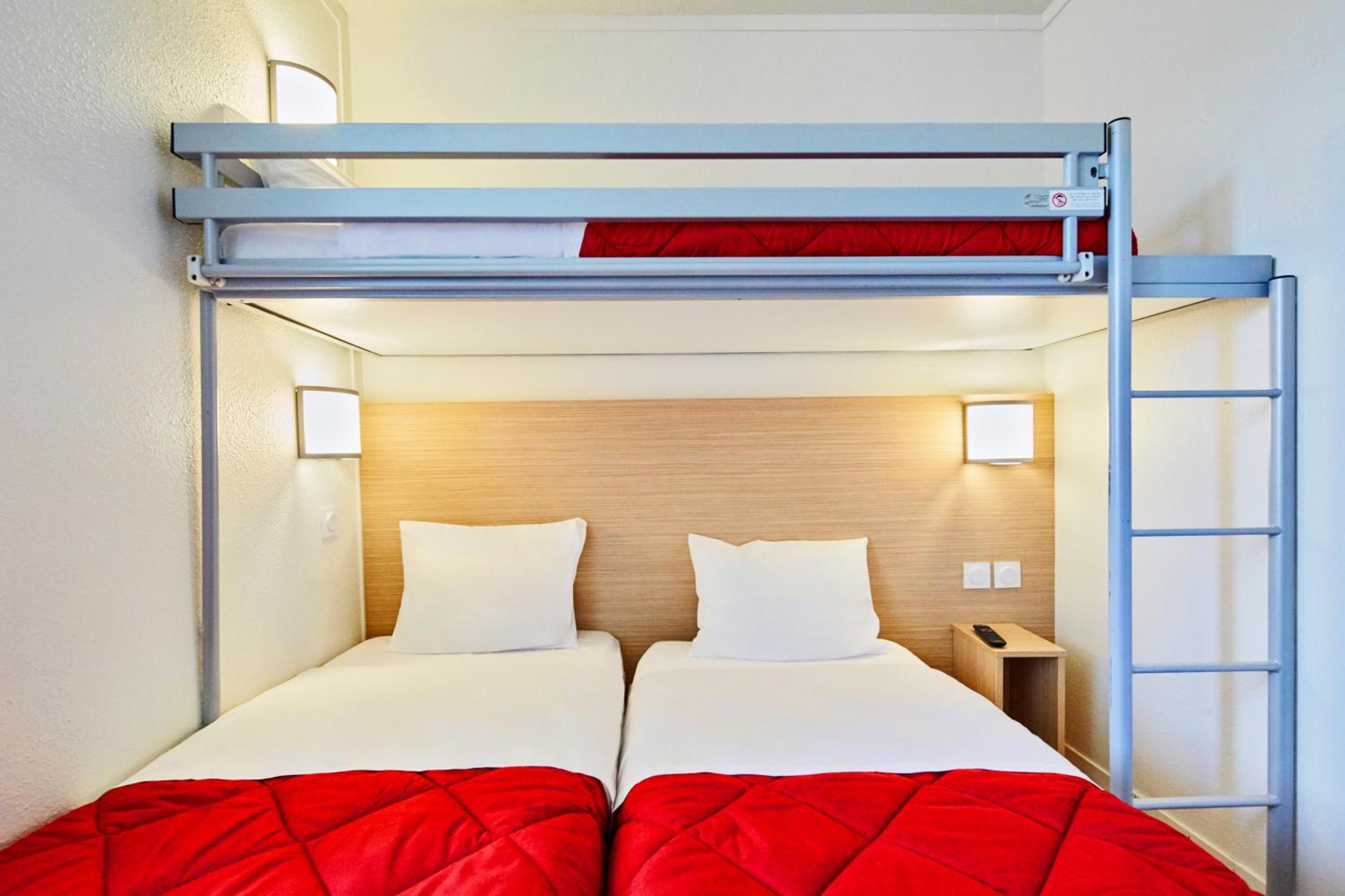 Triple Room - Photo 5