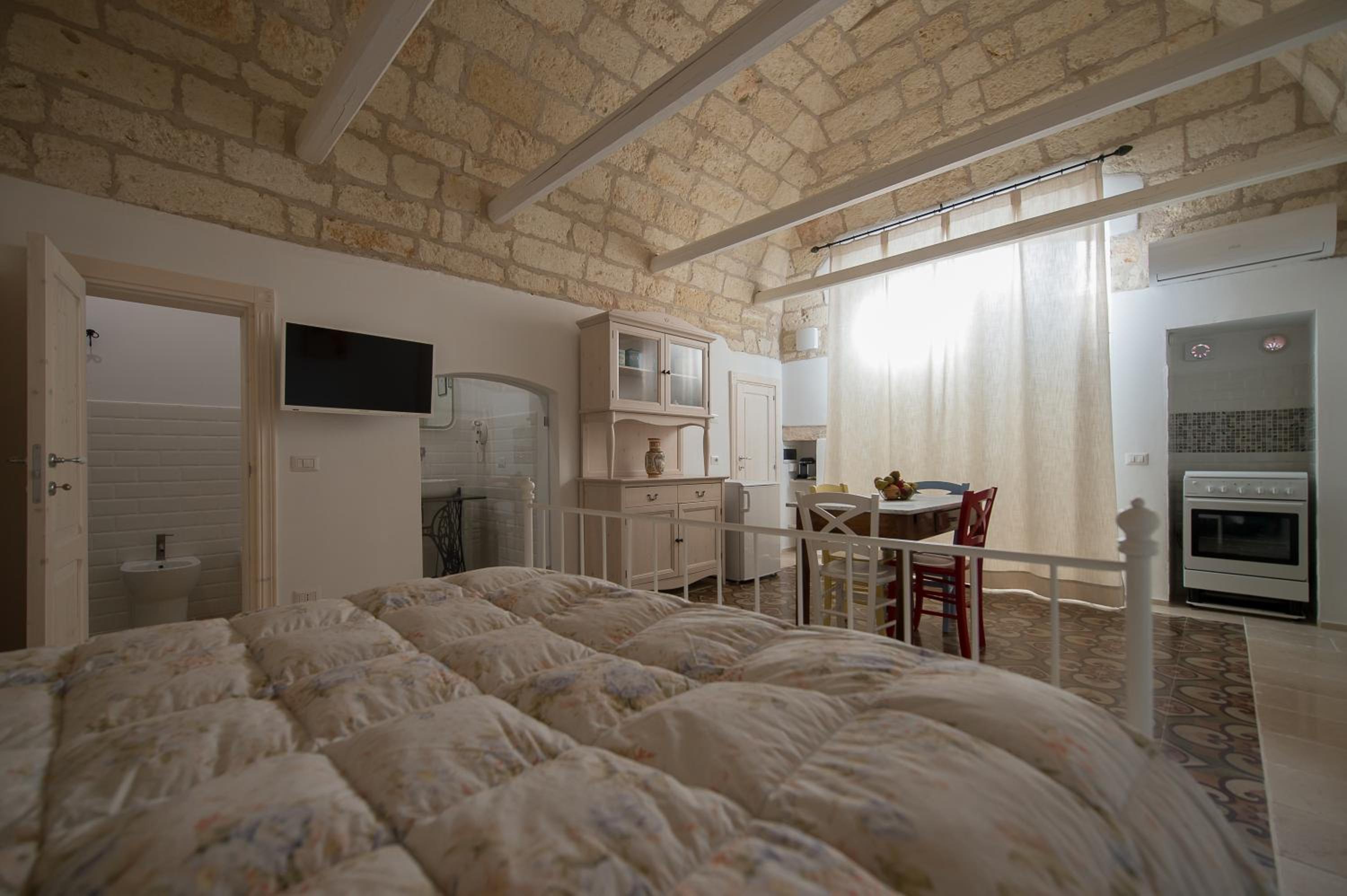 Double Room with Private Bathroom photo 1