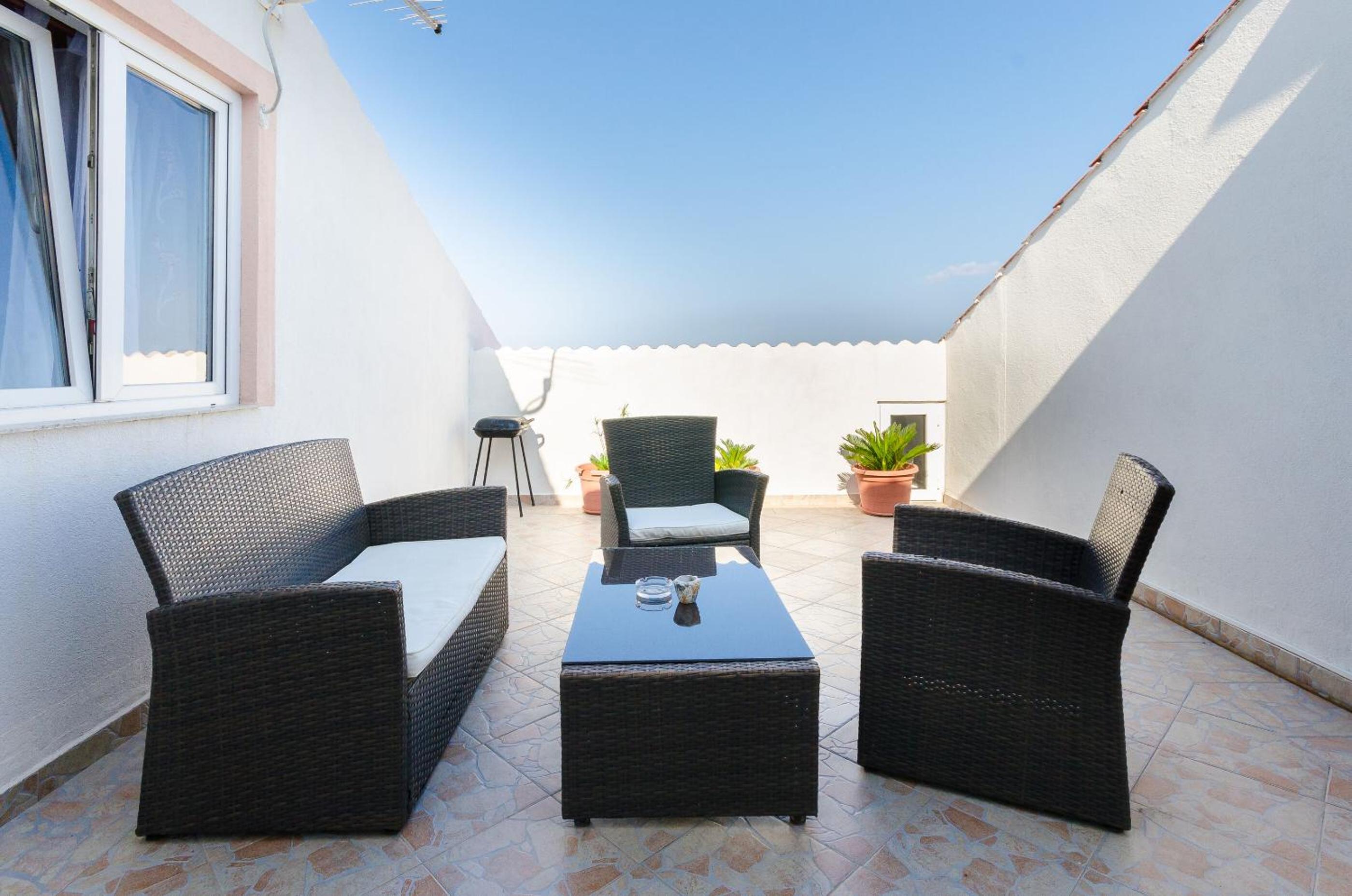 Two-Bedroom Apartment with Terrace photo 2