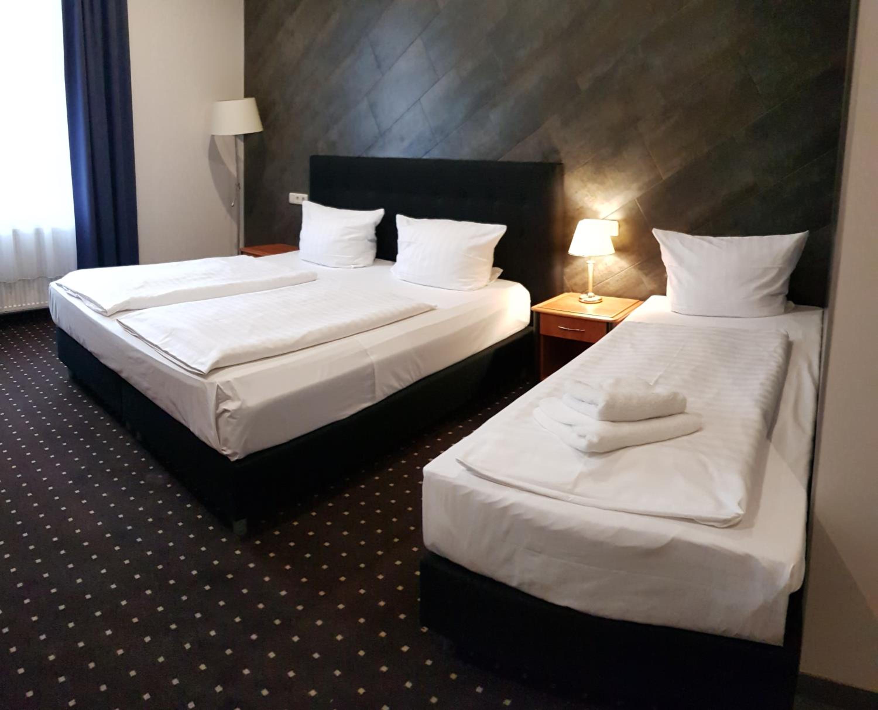 Business Triple Room - Photo 6