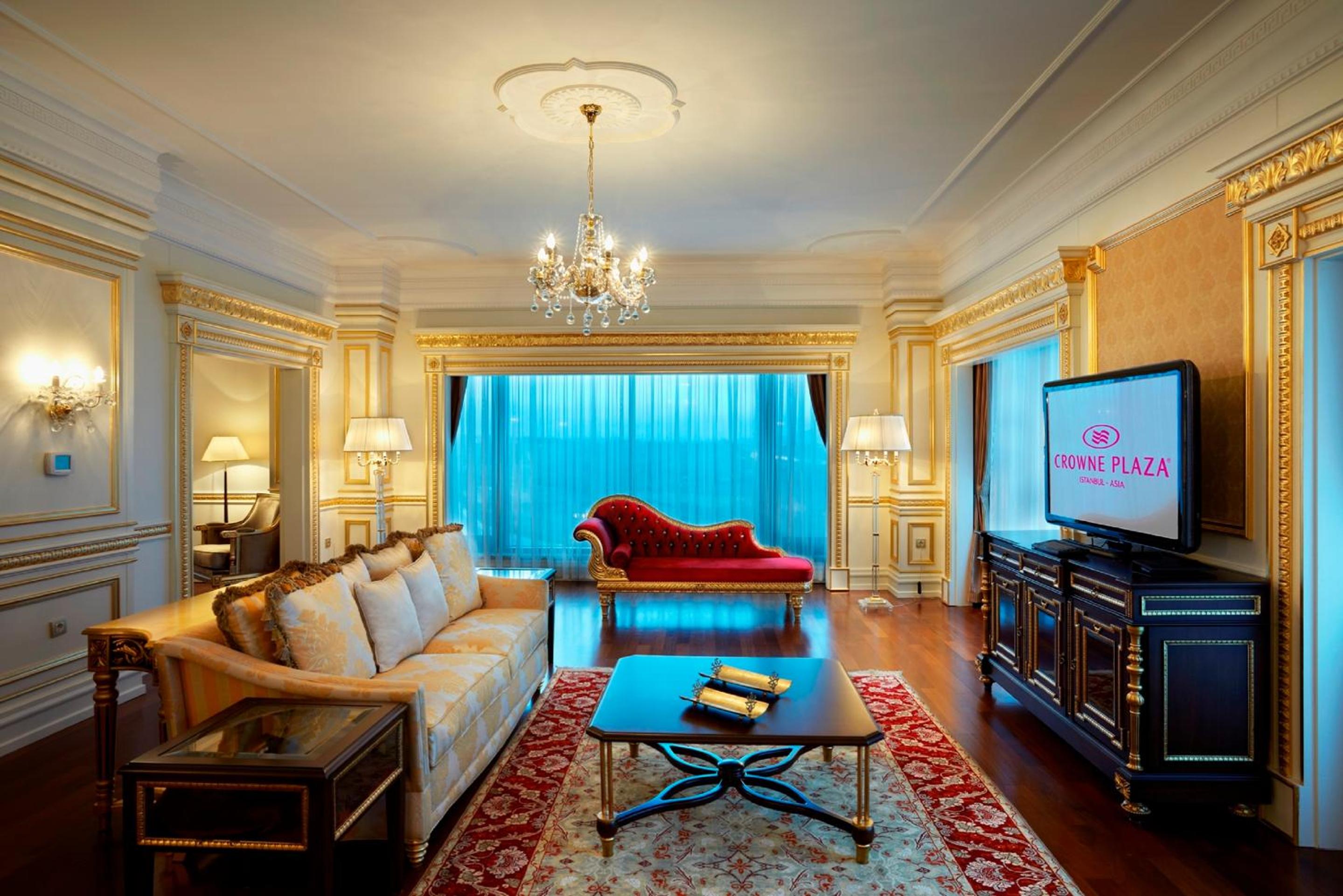 Presidential Suite with Spa Bath and Sauna photo 1