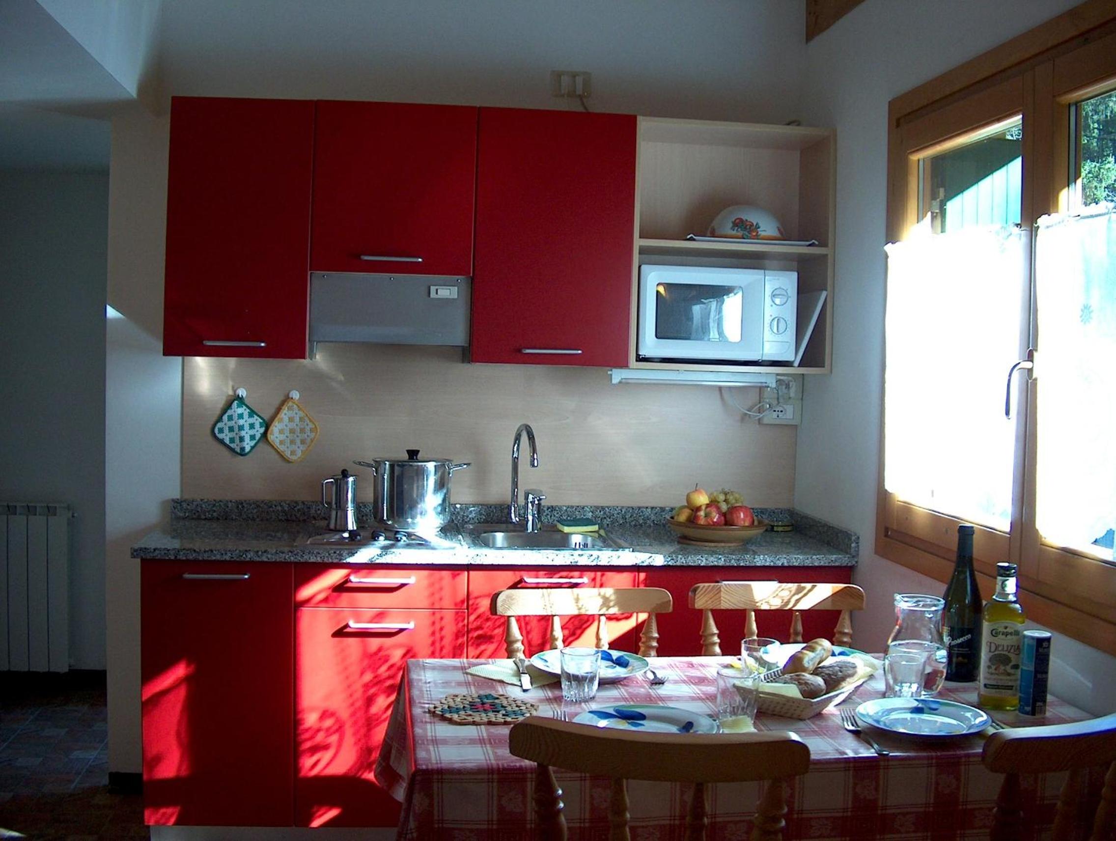 One-Bedroom Apartment with Mountain View photo 3