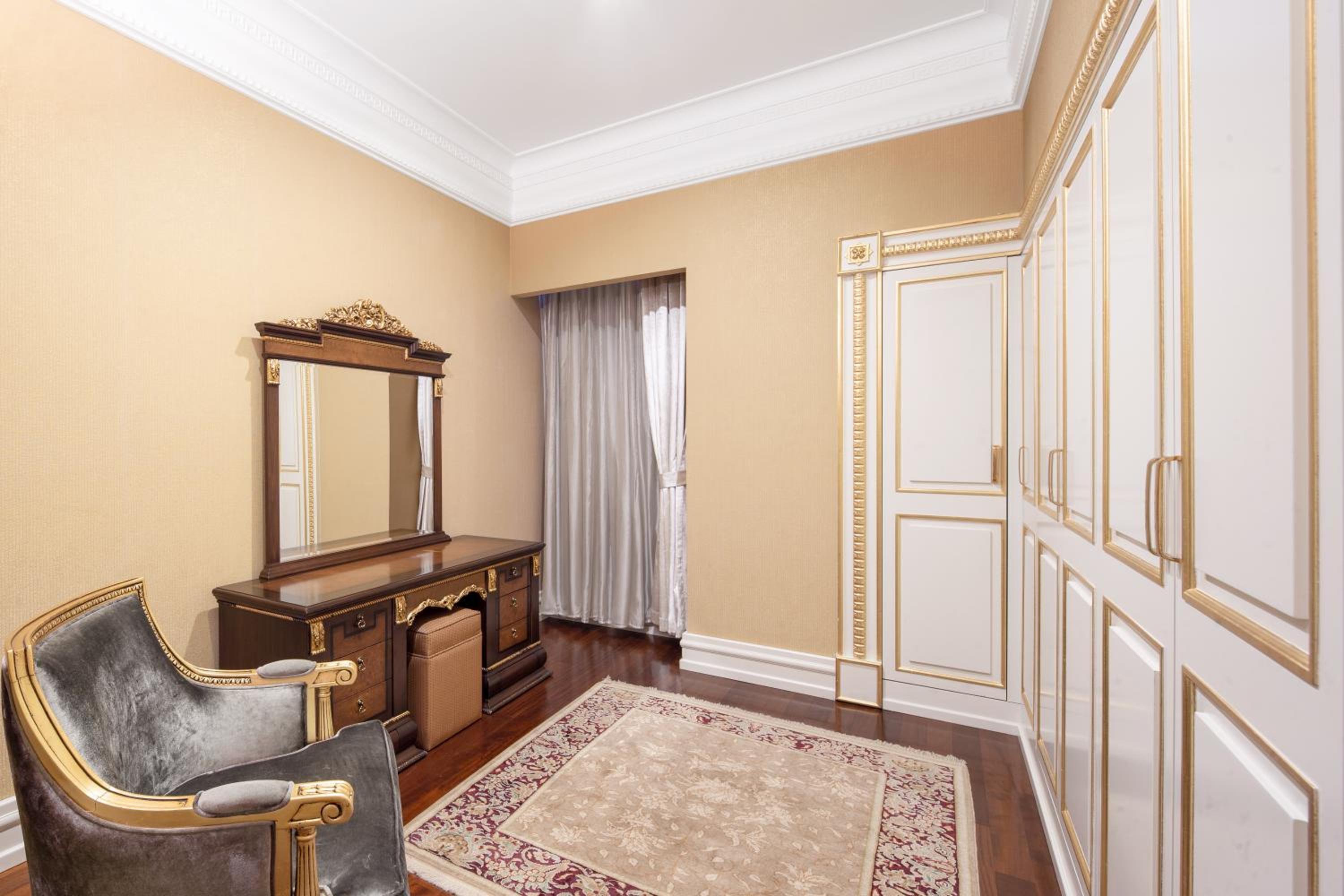 Presidential Suite with Spa Bath and Sauna photo 3